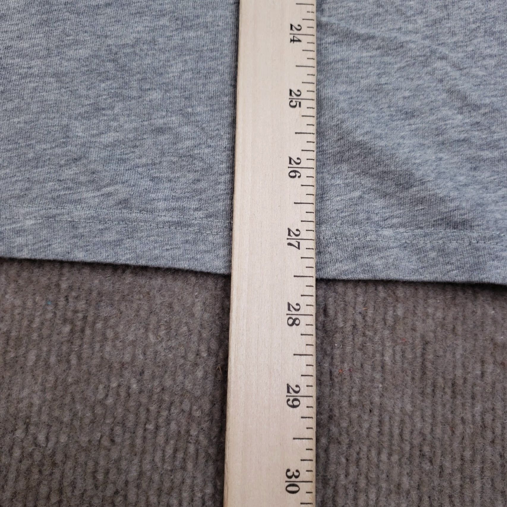 Nike Nike T-shirt Mens XL Gray Ebroidered Logo Swoosh Crew Neck Athletic Cut Size US XL / EU 56 / 4 - 4 Thumbnail