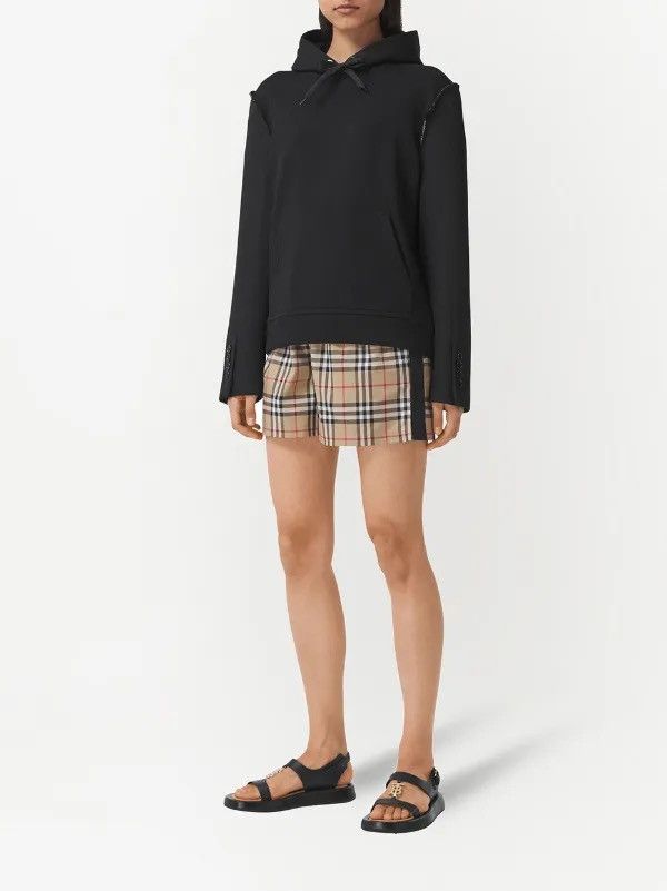 Burberry BURBERRY Vintage Check side-stripe shorts Size 26" / US 2 / IT 38 - 1 Thumbnail