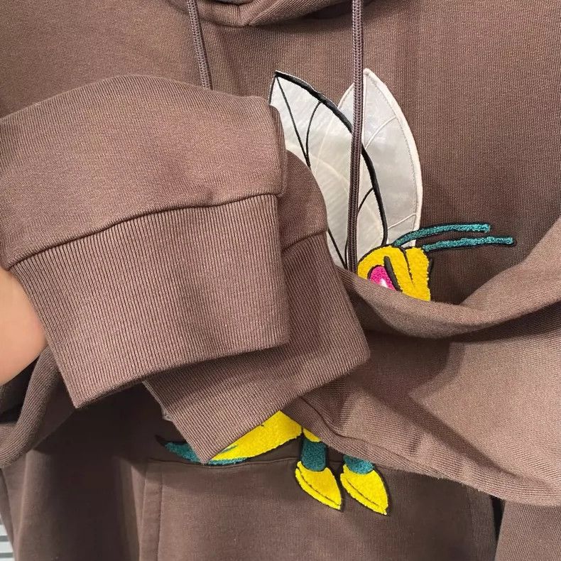 Louis Vuitton Louis Vuitton Bee patch embroidery hoodie 2504-Nextarrow Size US L / EU 52-54 / 3 - 6 Thumbnail