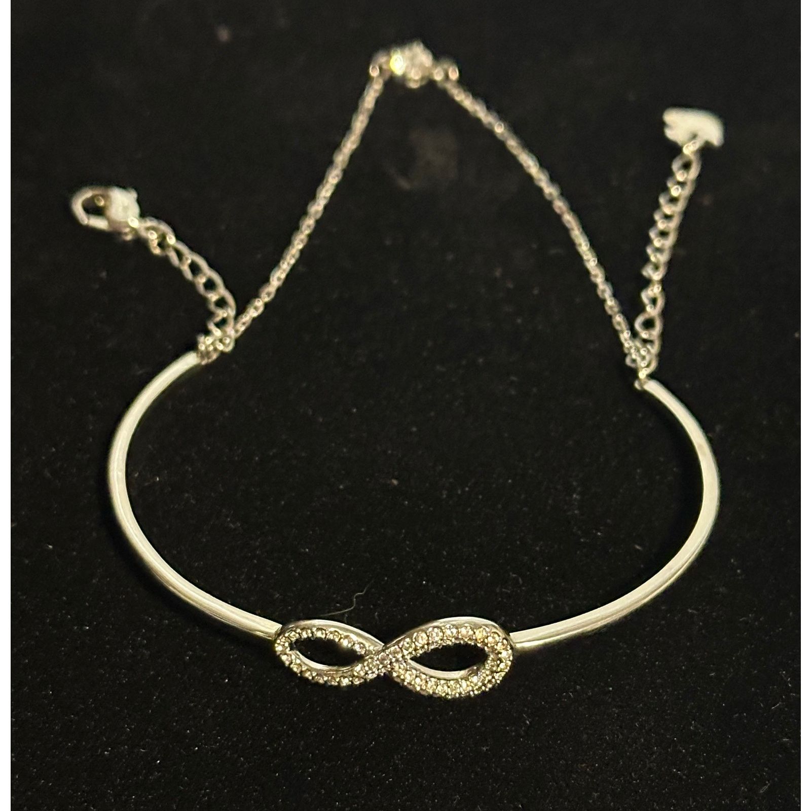 Swarovski SWAROVSKI Hyperbola bangle Infinity, White, Rhodium plated Size ONE SIZE - 3 Thumbnail