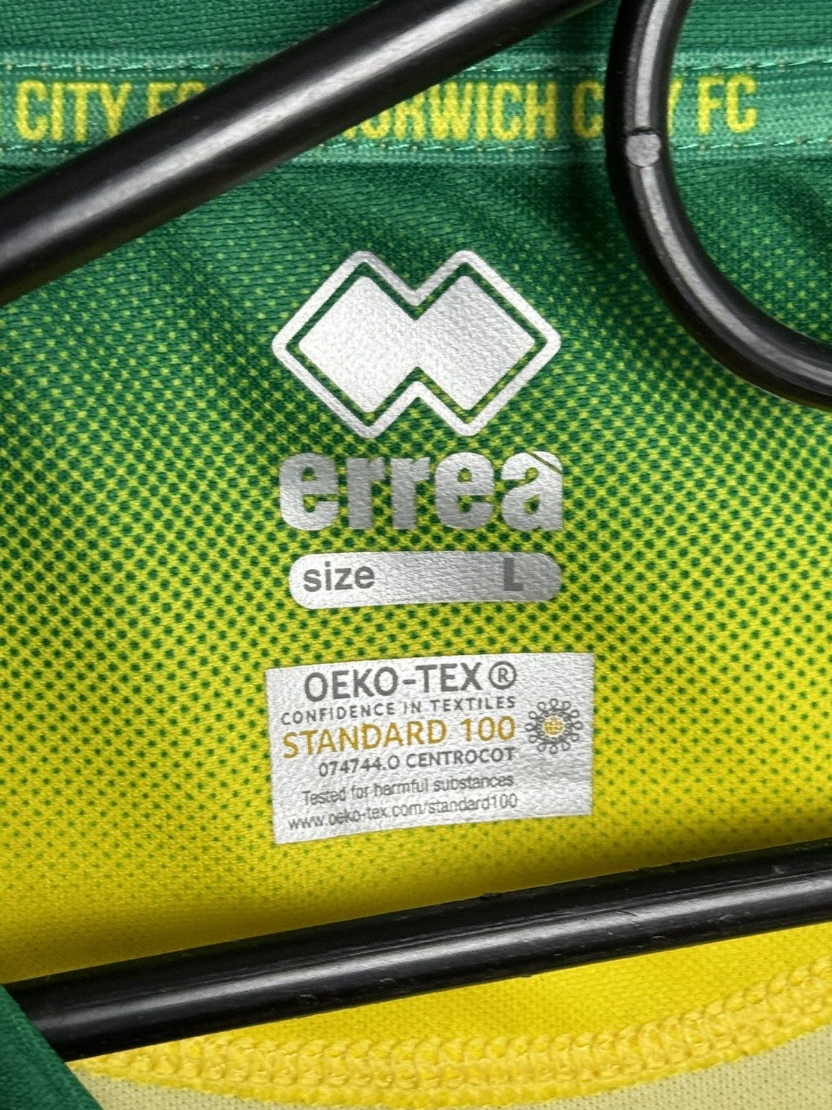 Errea Norwich City 19/20 Home Football Jersey Size US L / EU 52-54 / 3 - 9 Thumbnail
