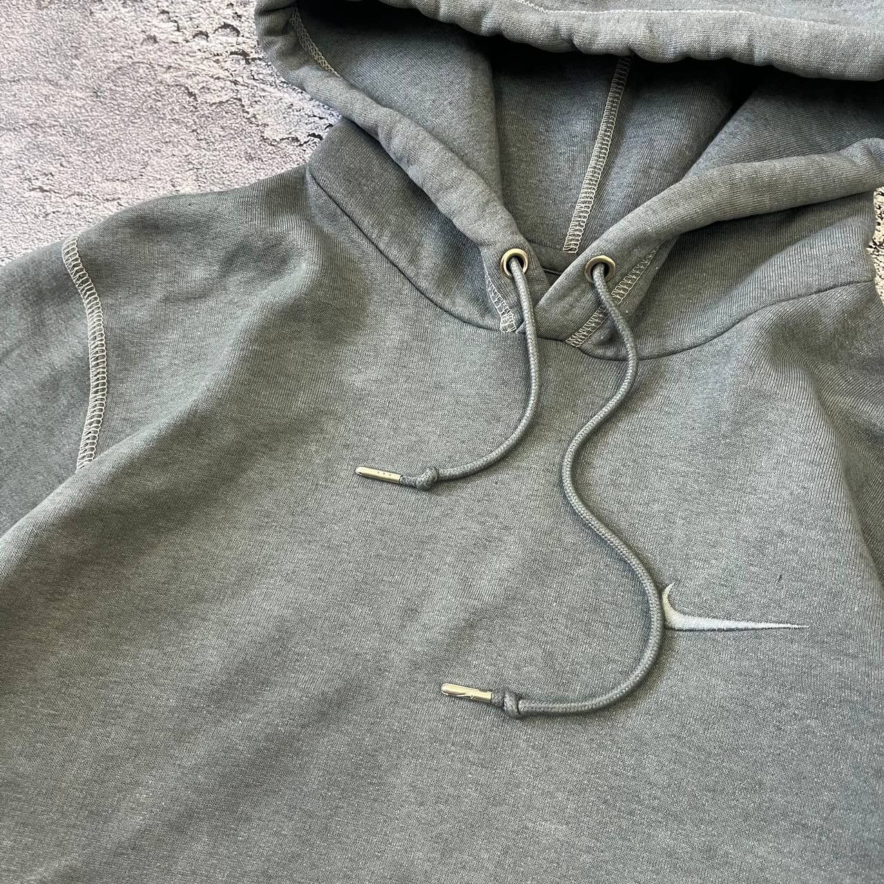 Nike Vintage Nike Hoodie Faded Mini logo Size S Size US S / EU 44-46 / 1 - 6 Thumbnail