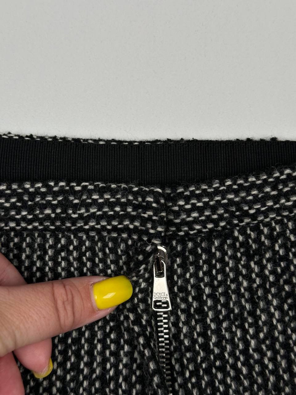 Dolce & Gabbana Skirt Dolce & Gabbana Size 28" / US 6 / IT 42 - 5 Thumbnail
