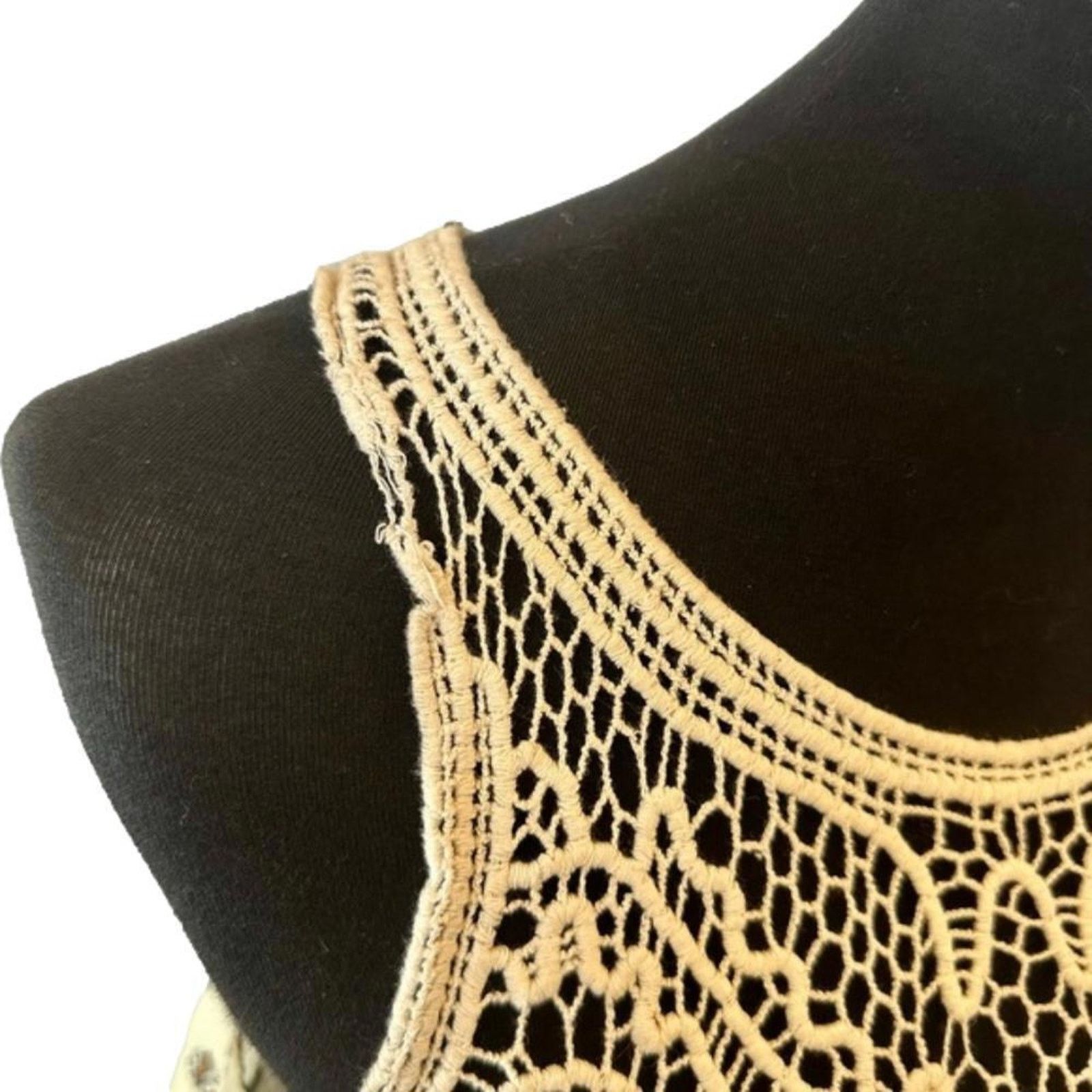Designer Altard State Boho Style Casual Dress with Lace Detail Size L / US 10 / IT 46 - 2 Thumbnail