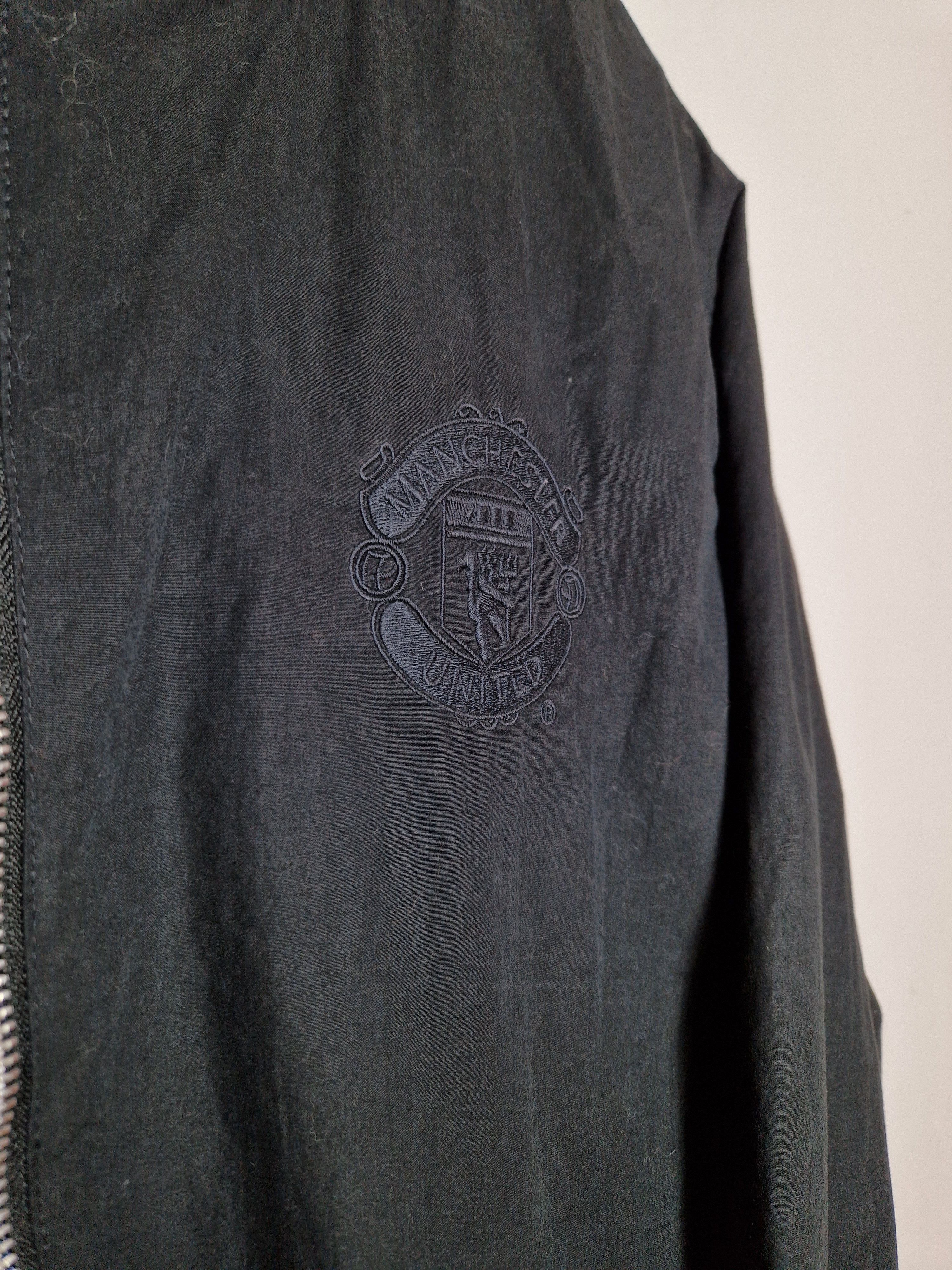 Nike Nike Manchester United reversible light jacket Size US L / EU 52-54 / 3 - 6 Thumbnail
