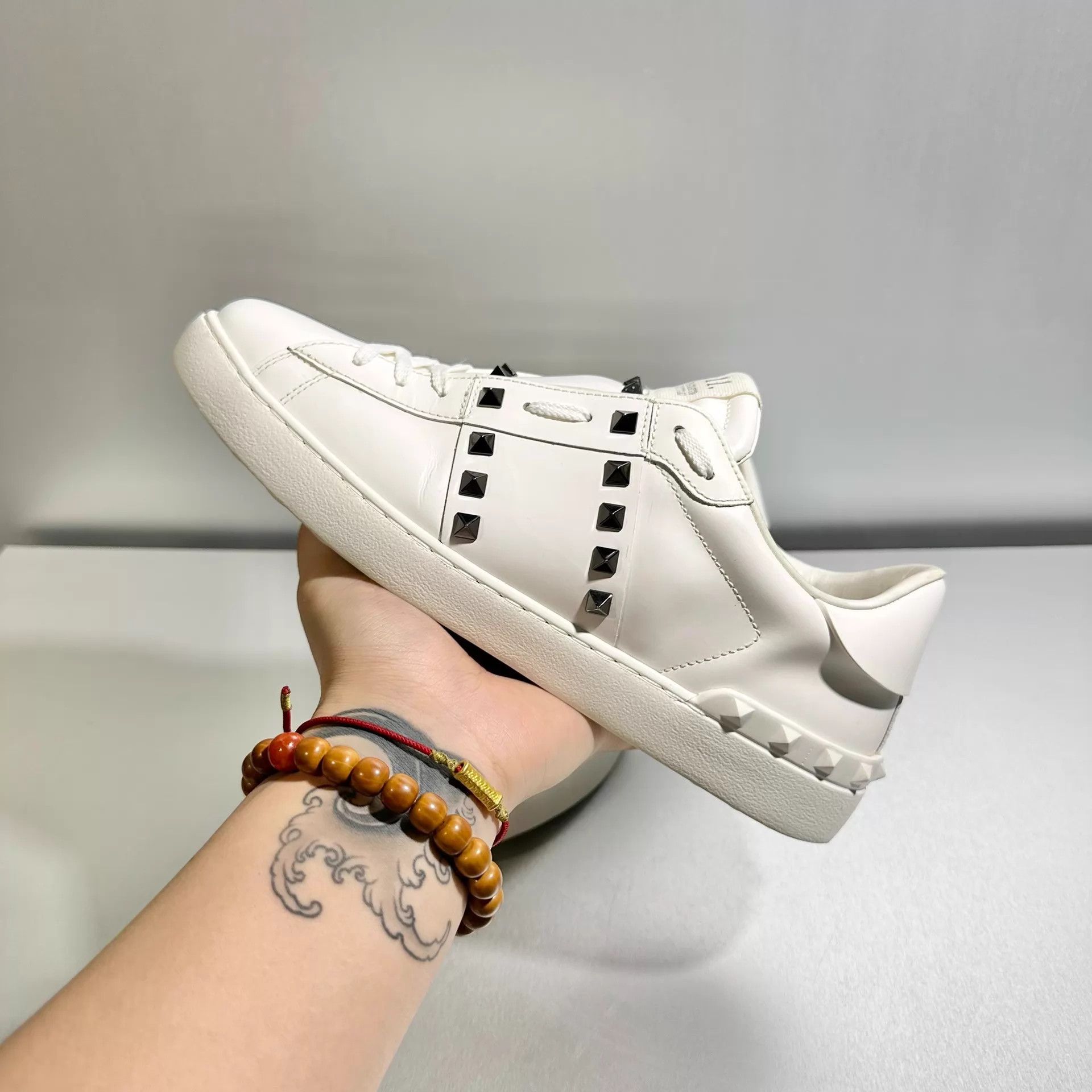 Valentino Valentino Riveted Open Sneakers EUR43 Near Mint Size US 10 / EU 43 - 9 Thumbnail