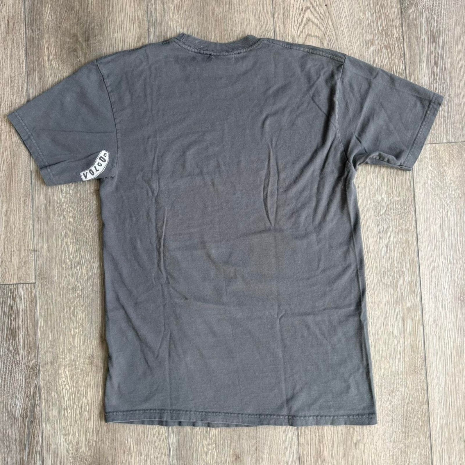 Volcom Vintage y2k volcom skater t-shirt Size US M / EU 48-50 / 2 - 6 Thumbnail