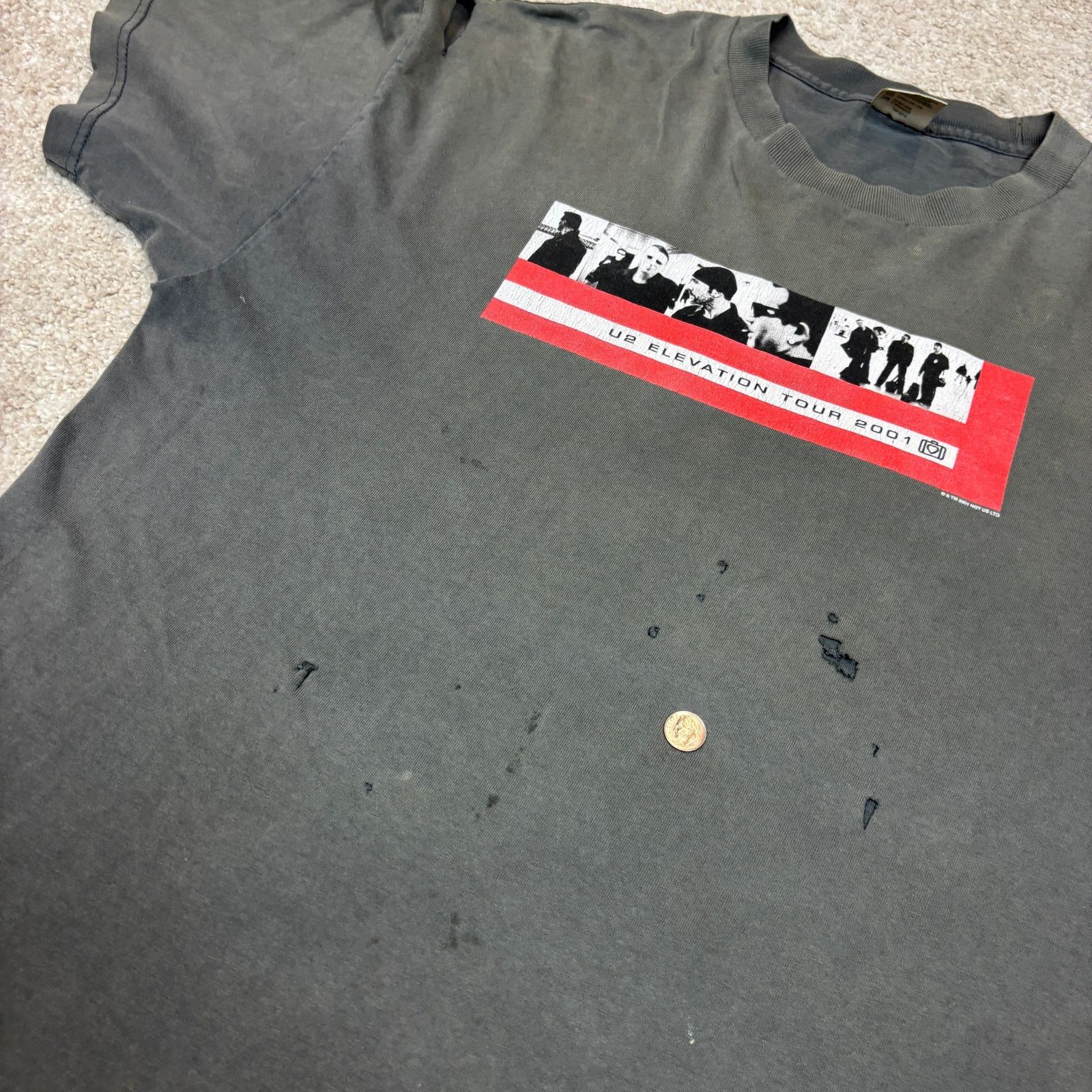 Band Tees × Vintage Vintage 2001 U2 Elevation Tour Distressed Band Shirt Mens XL Size US XL / EU 56 / 4 - 9 Thumbnail