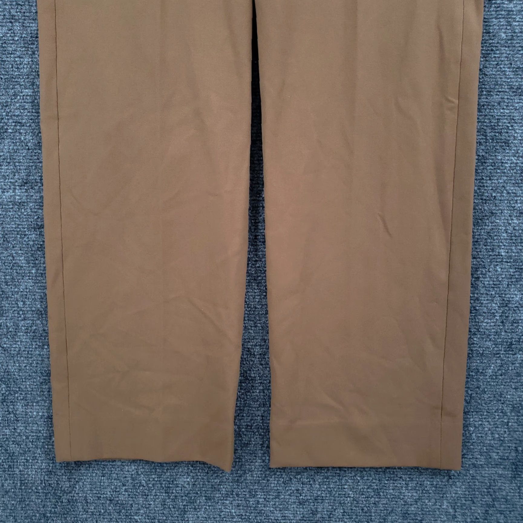 Banana Republic Banana Republic Dress Pants Womens 2 Brown Flat Front Straight Leg Office Front Type: Flat Front Size 26" / US 2 / IT 38 - 3 Thumbnail