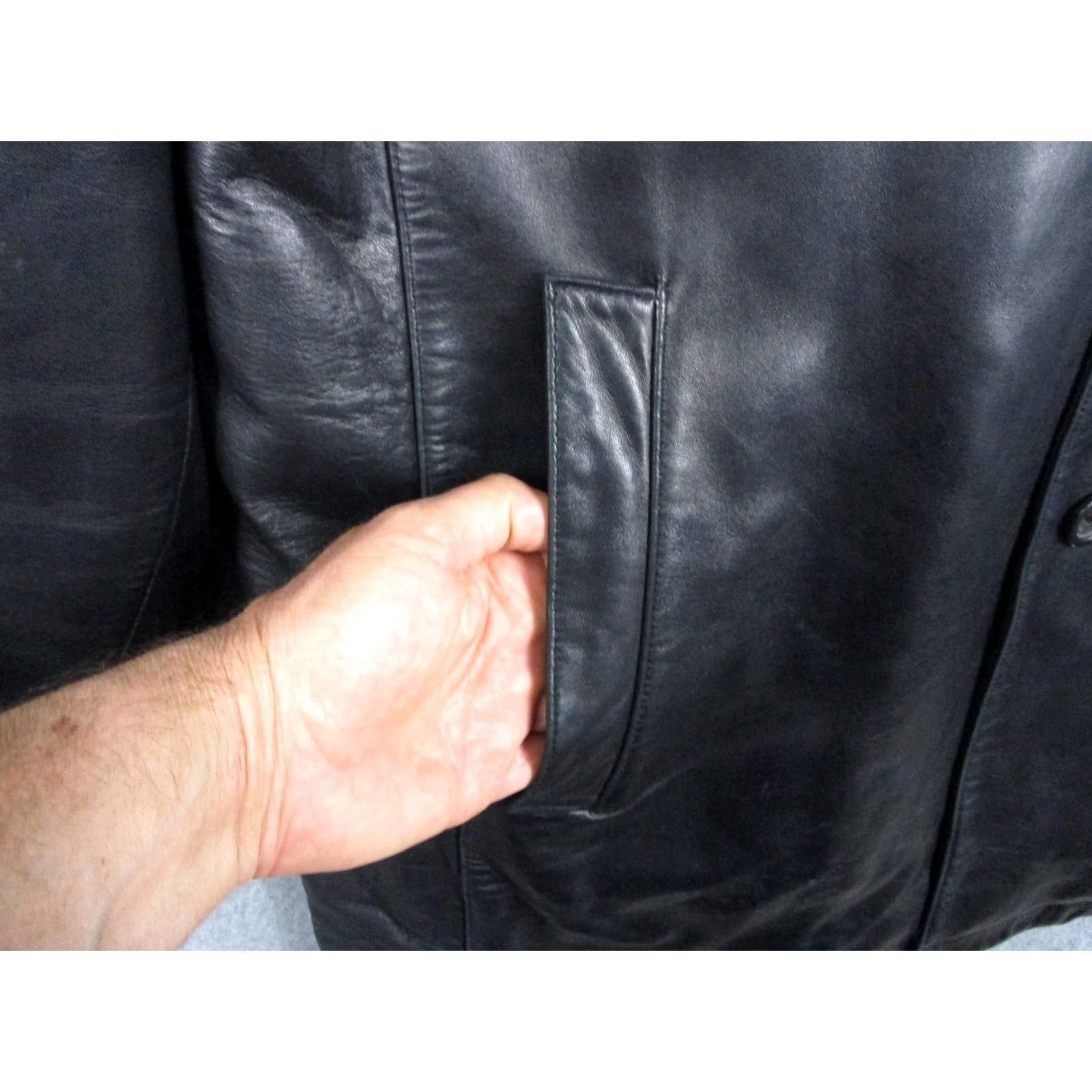 Vintage Marc New York Overcoat Mens L Black Leather Quilted Lined Pockets Button Coat Size US L / EU 52-54 / 3 - 4 Thumbnail