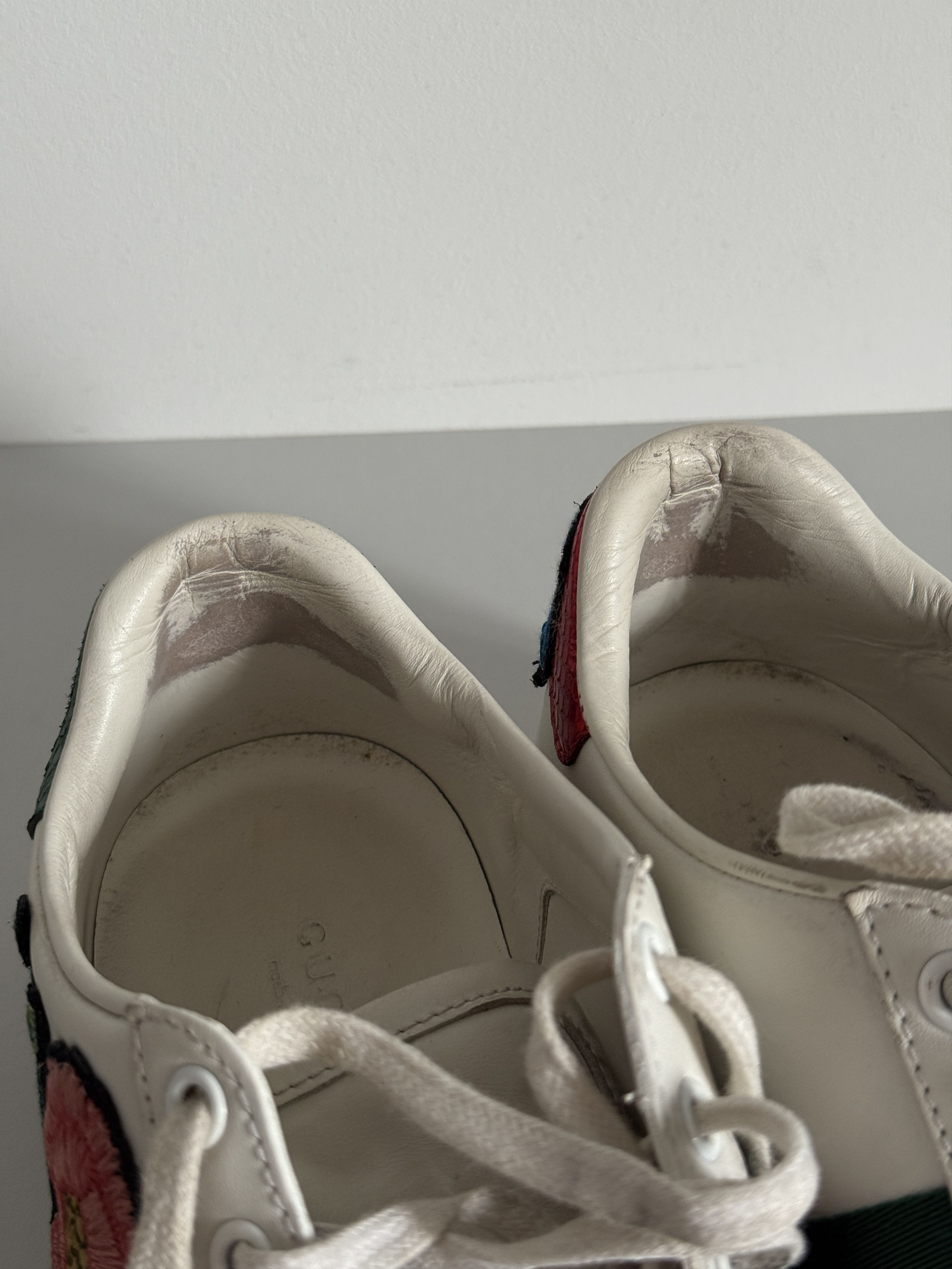 Gucci Gucci White Floral Embroidered Leather Ace Sneakers Size US 7 / IT 37 - 13 Thumbnail