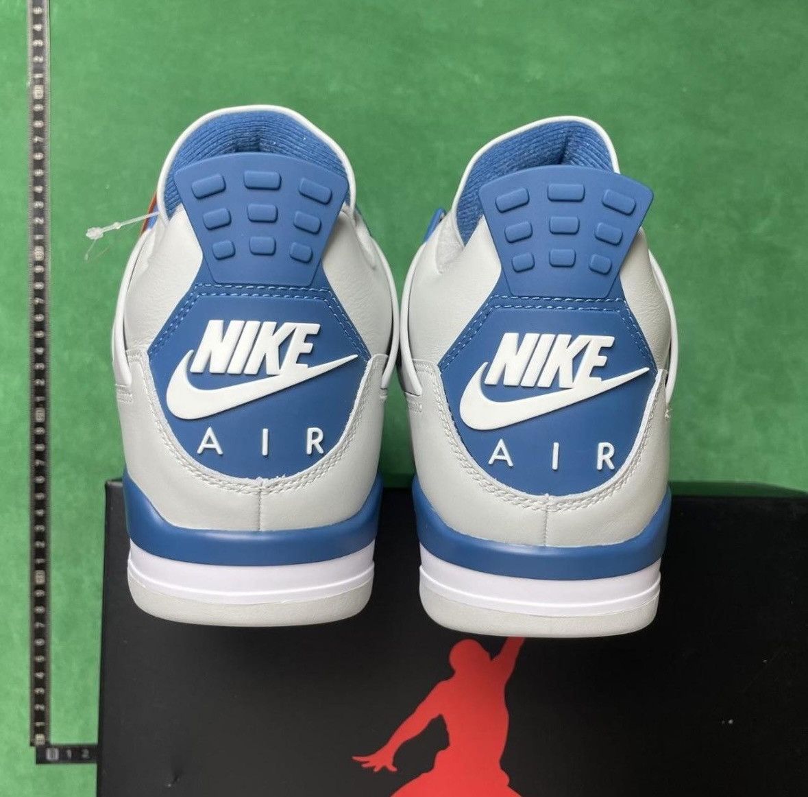 Jordan Brand Air Jordan 4 OG ‘Military Blue’ sneakers - authentic Size US 11 / EU 44 - 1 Thumbnail
