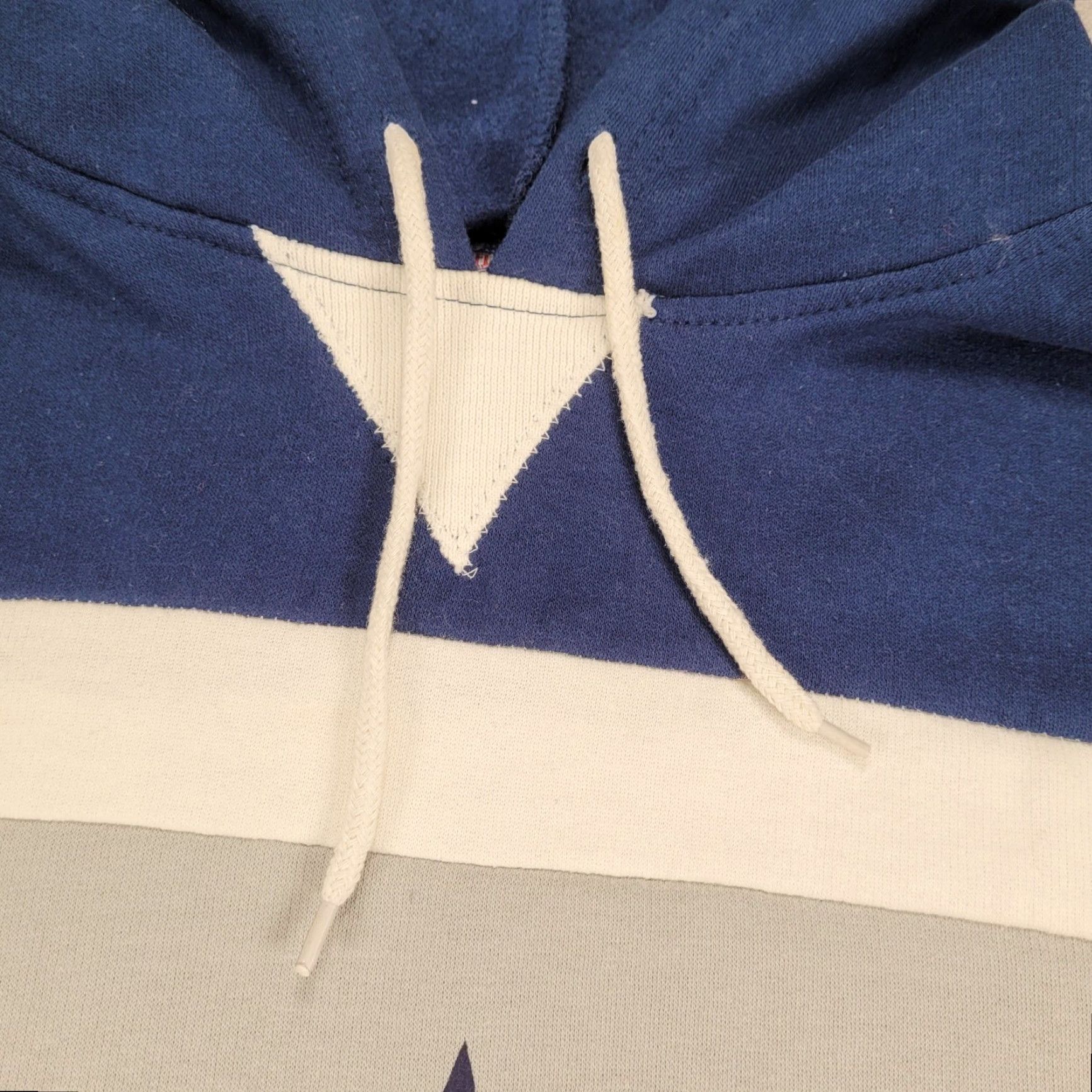 NFL NFL Team Apparel Hoodie Poncho Pullover Snap Side Blue Gray White Dallas Cowboys Men One Size Hooded Color Block Athletic Hoodie Size US M / EU 48-50 / 2 - 4 Thumbnail
