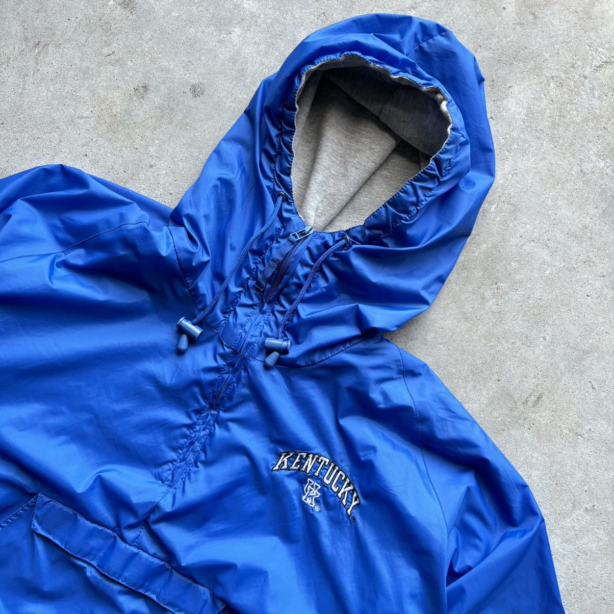 Vintage vintage Y2K UNIVERSITY OF KENTUCKY UK Nylon 1/2 Zip jacket Size US L / EU 52-54 / 3 - 8 Thumbnail