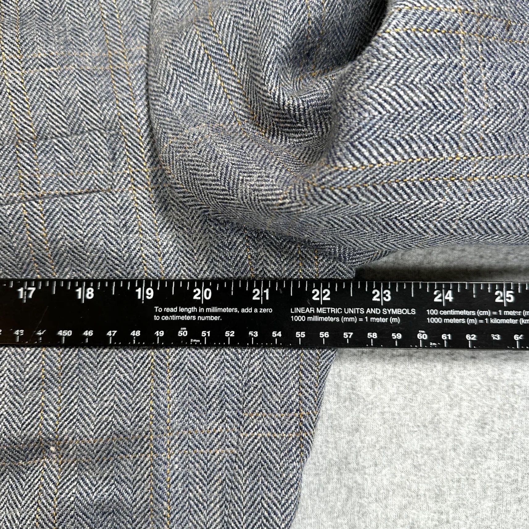 Brooks Brothers VINTAGE Brooks Brothers Blazer Sport Coat Mens 43 Gray Herringbone Tweed Made USA Size 46R - 4 Thumbnail