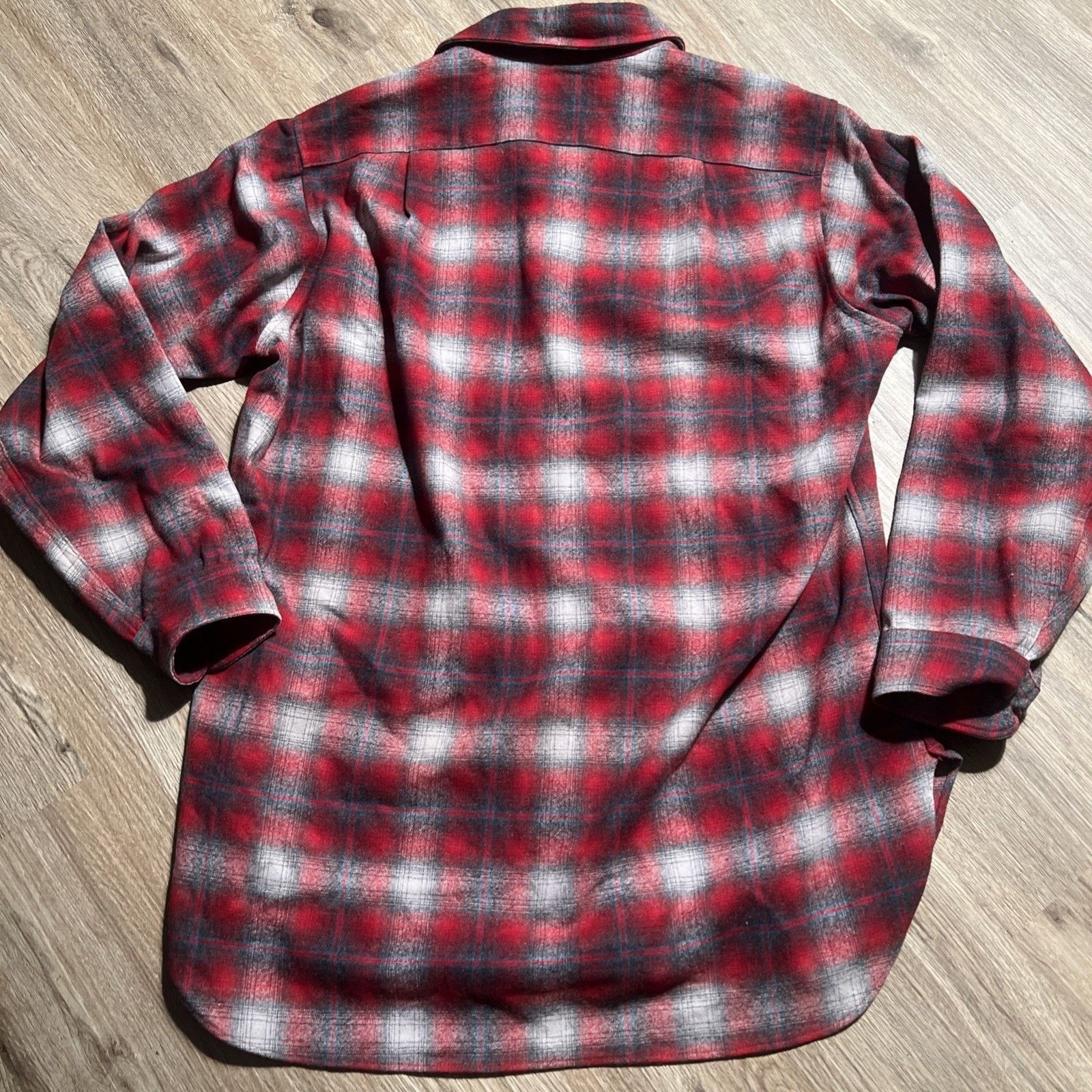 Pendleton Vintage 60s 70s Pendleton Board Shirt Red Shadow Plaid Wool Size US L / EU 52-54 / 3 - 15 Thumbnail