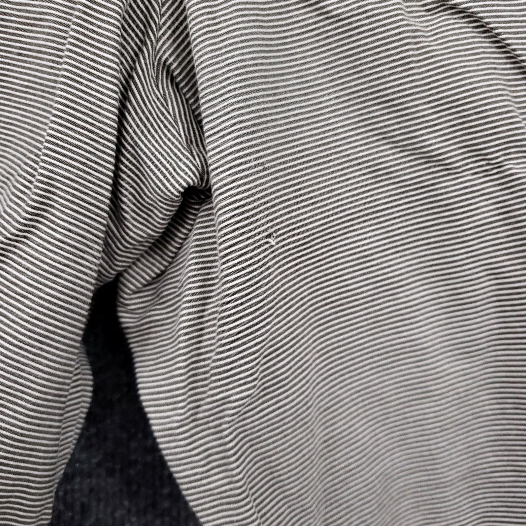 Banana Republic Banana Republic Mens Gray Striped Bermuda Shorts 38 Flat Front Mid Rise Casual Size US 38 / EU 54 - 7 Thumbnail