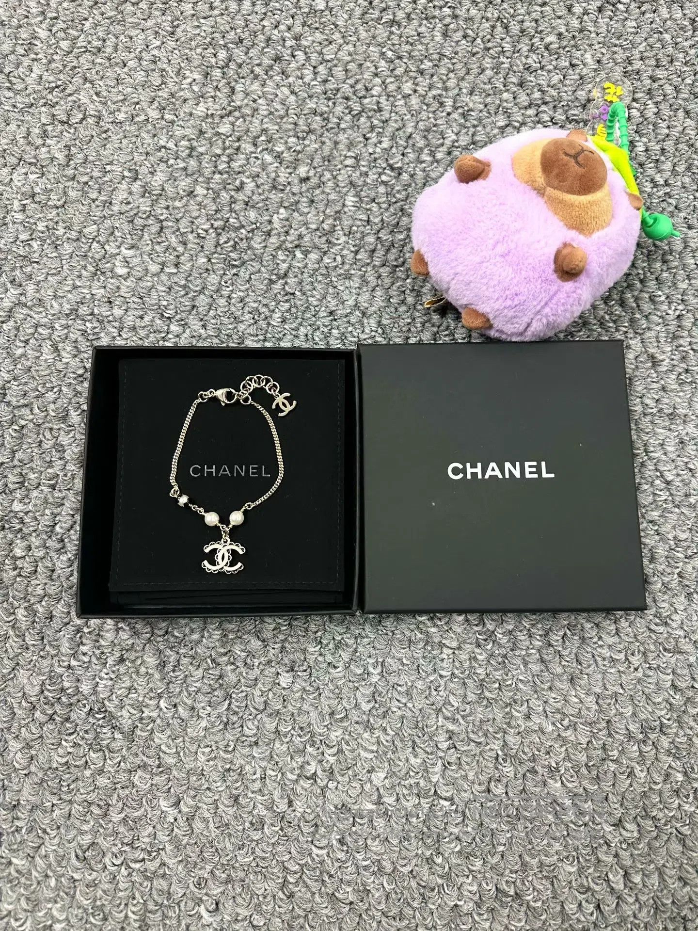 Chanel Chanel Golden Chain Double C Pearl Bracelet| Size ONE SIZE - 1 Thumbnail