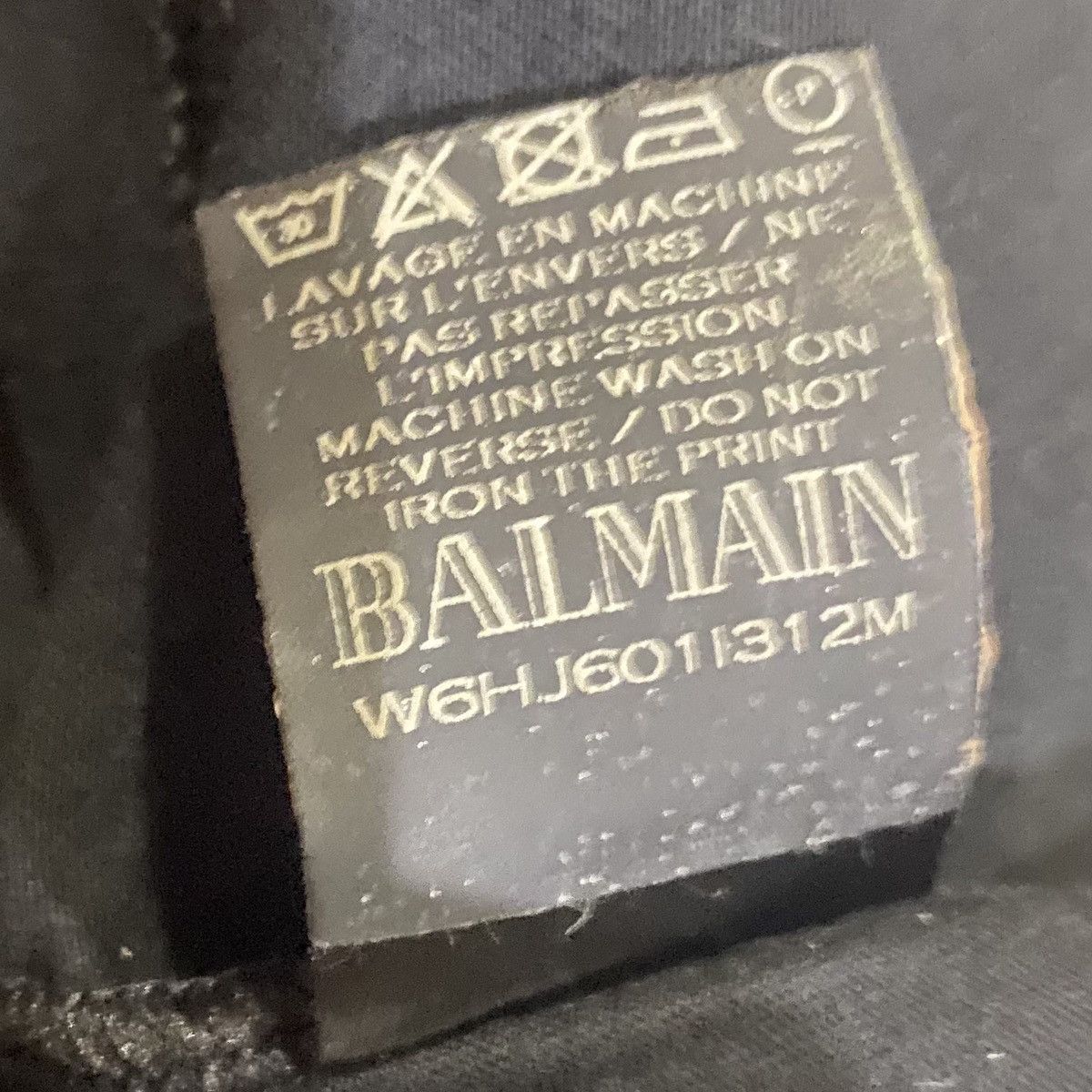 Balmain AW16 Gold Foil Logo Slim Fit T Shirt Size US L / EU 52-54 / 3 - 7 Thumbnail
