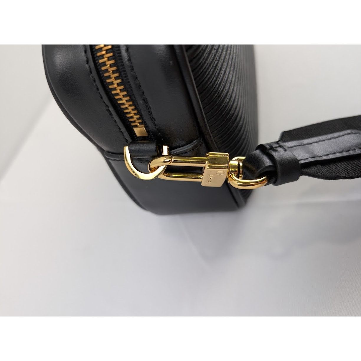 Amiri o1rshd1 Size: OS / Nappa MX1 Padding Camera Case Black Size ONE SIZE - 9 Thumbnail