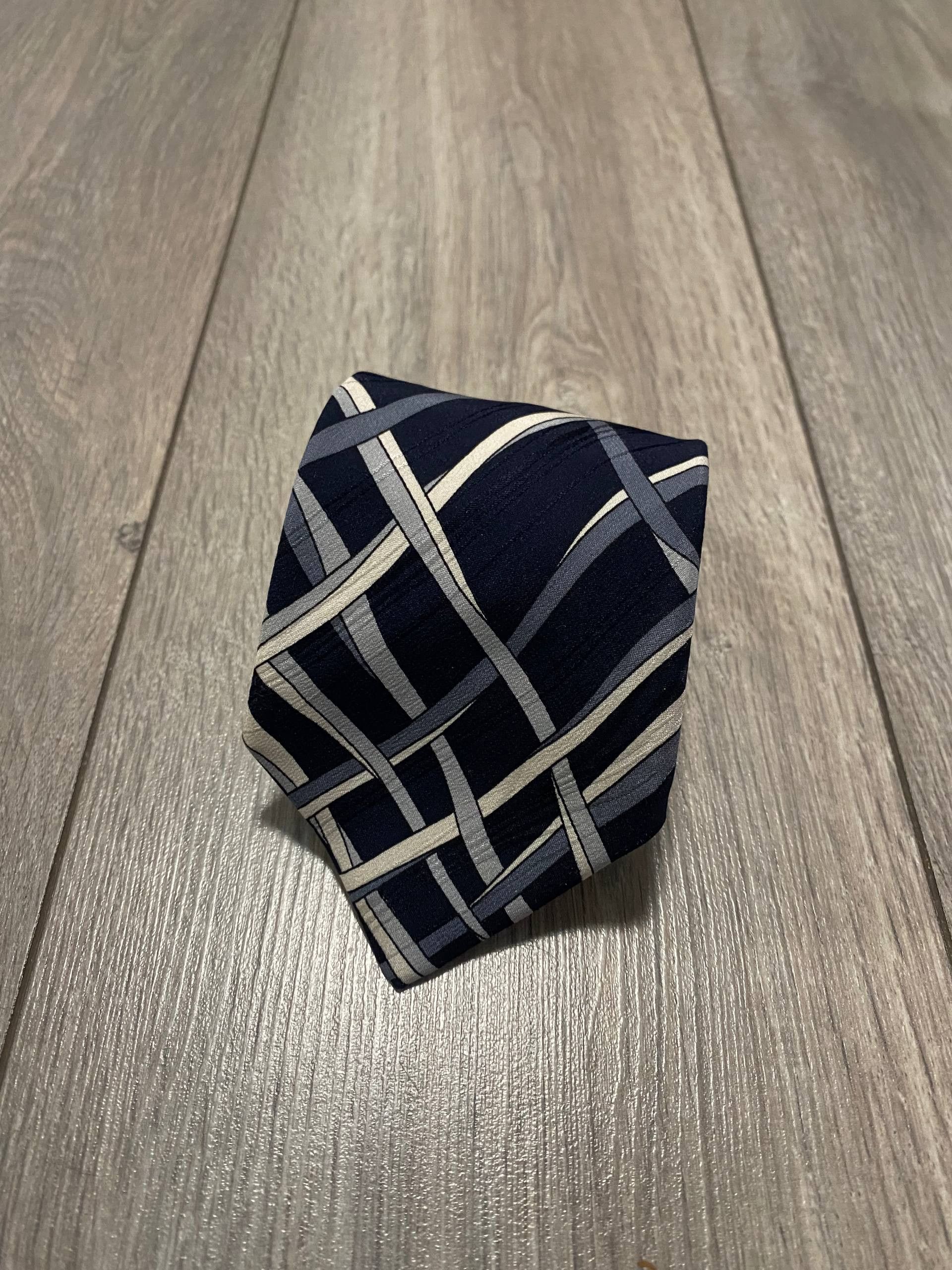 Lanvin Lanvin Paris Tie Stripes Monogram 100% Silk Made In France Size ONE SIZE - 1 Thumbnail