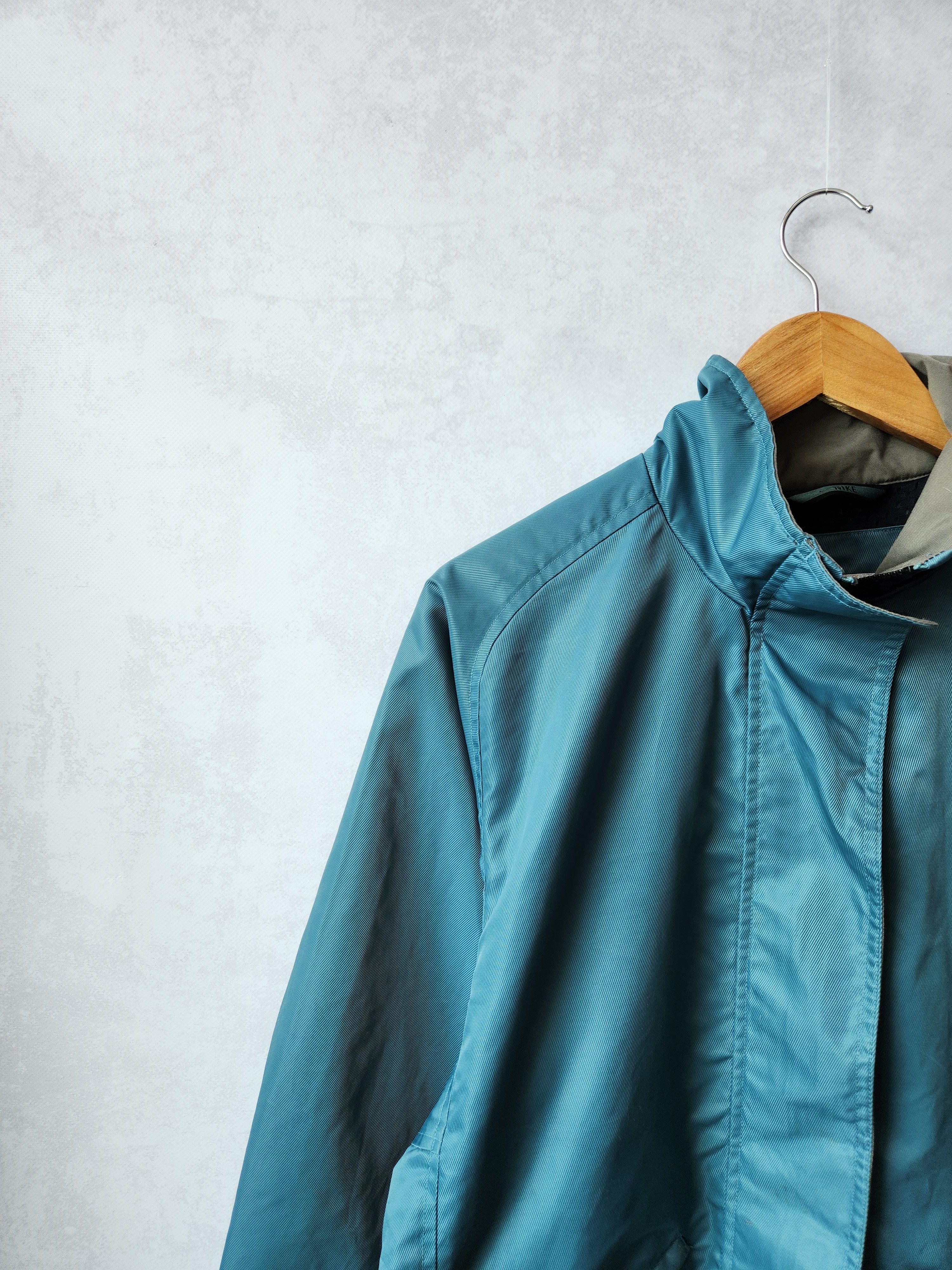 Nike Vintage rare Nike nylon jacket L Size L / US 10 / IT 46 - 2 Thumbnail