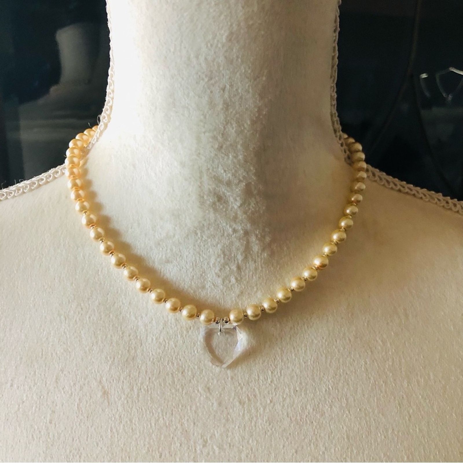 Handmade Handcrafted repurpose faceted heart crystal Pearl necklace Size ONE SIZE - 2 Thumbnail