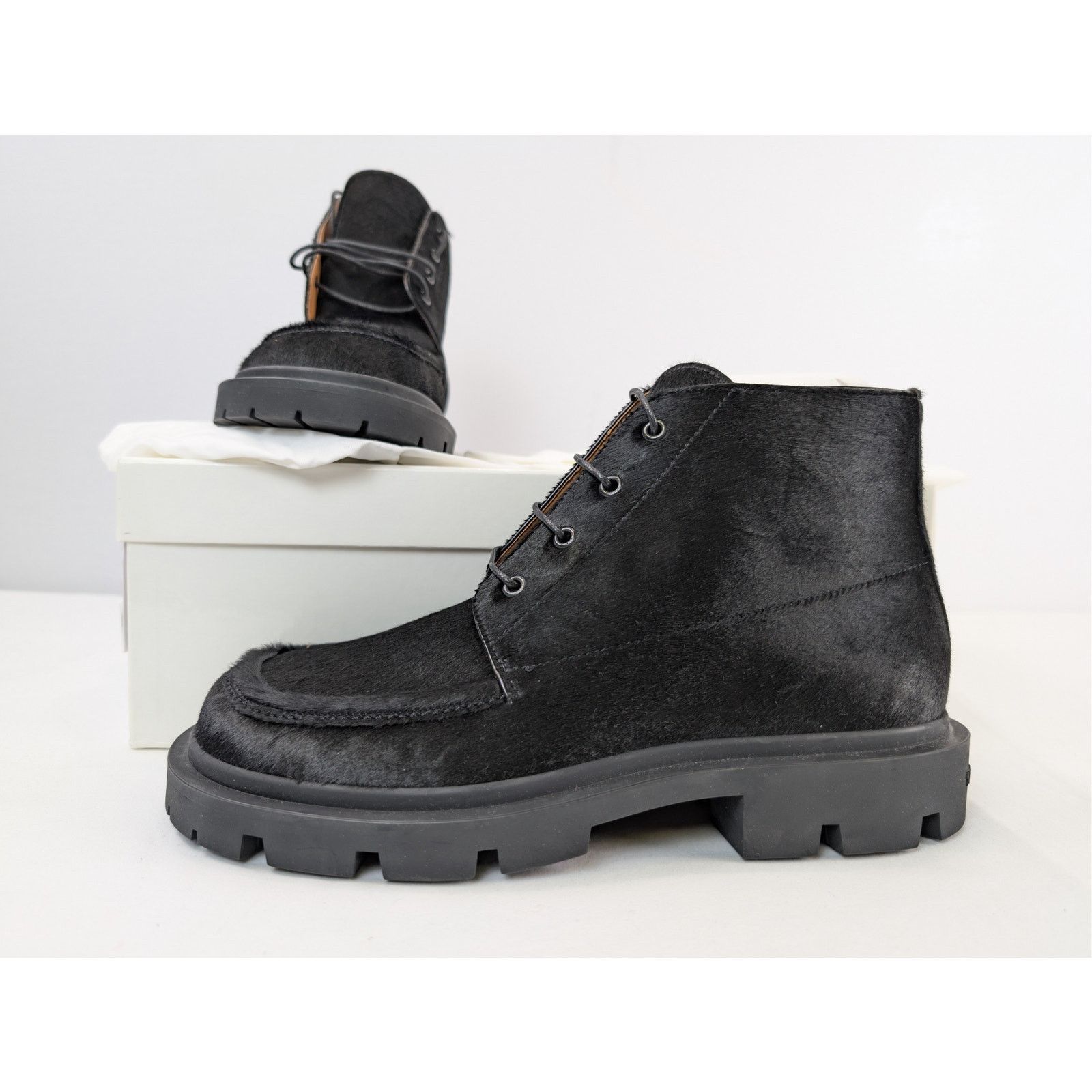 Maison Margiela o1rshd1 Calf Leather Ankle Boots in Black Size US 9 / EU 42 - 18 Thumbnail