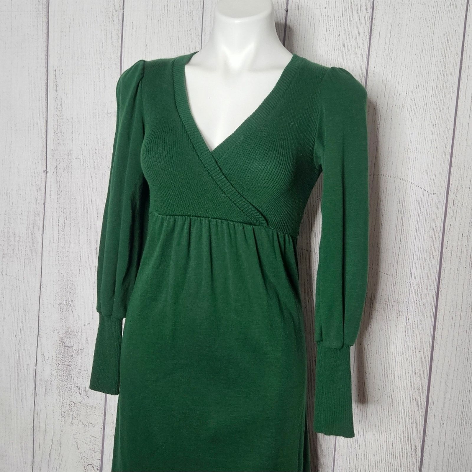 VTG 70s Green Maxi Dress w Surplice Neckline, HUBBA HUBBA