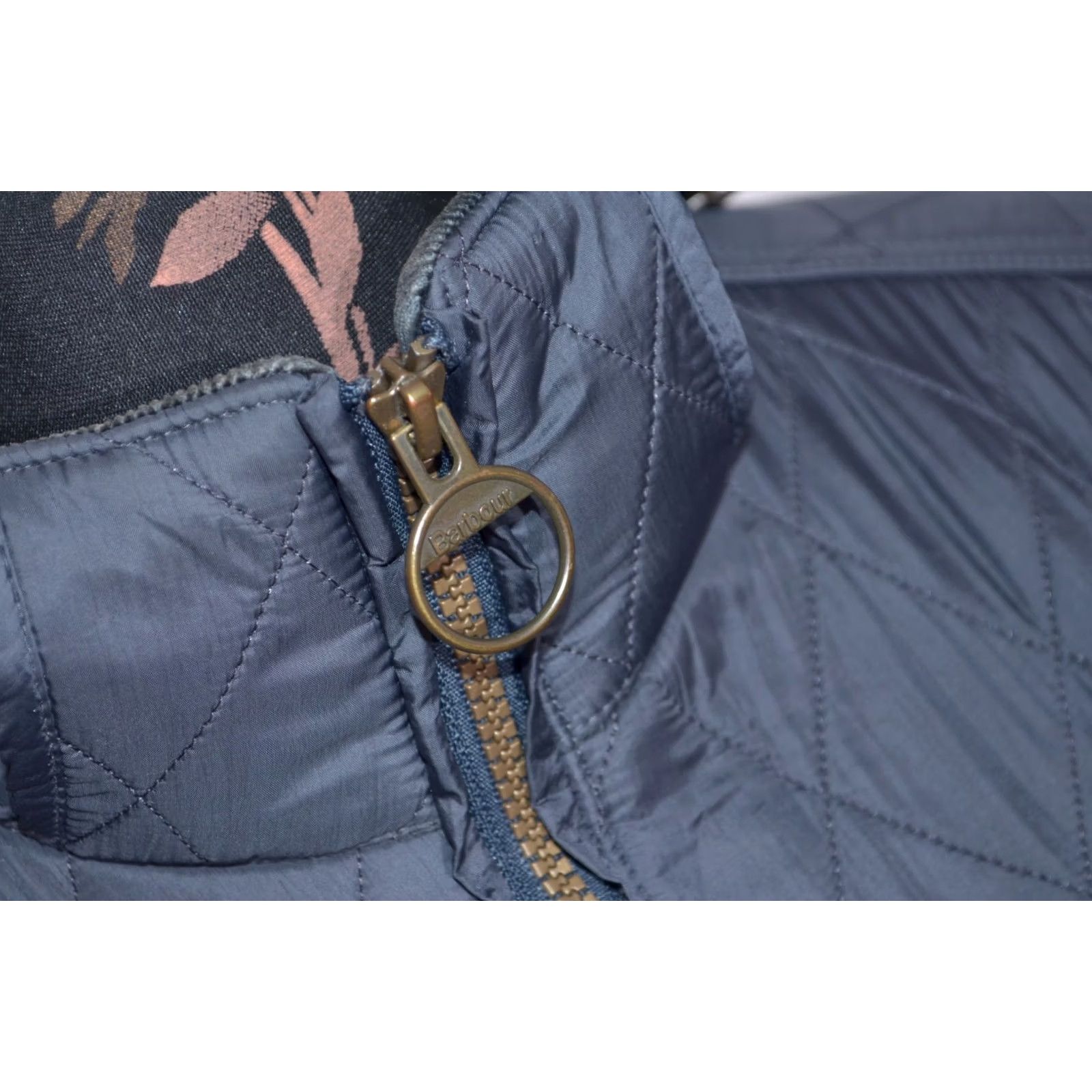 Barbour Barbour Grace Polarquilt Navy Quilted Belted Hooded Zip Pockets Jacket Womens UK10 US6 - Barbour Quilted Coat Core Size L / US 10 / IT 46 - 4 Thumbnail