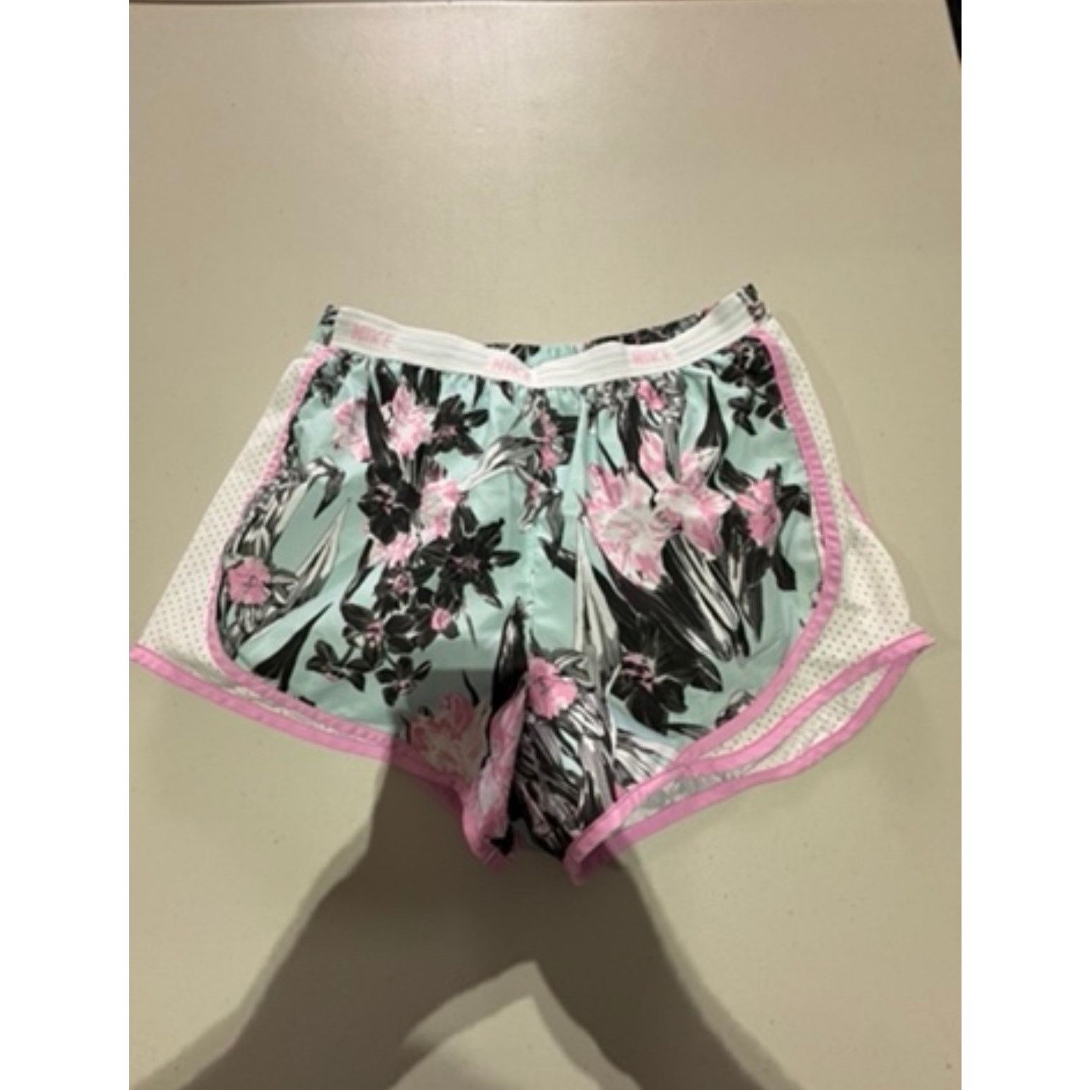 Nike Nike Dri-FIT Women’s Running Shorts Floral Size Small Size 27" / US 4 / IT 40 - 2 Thumbnail