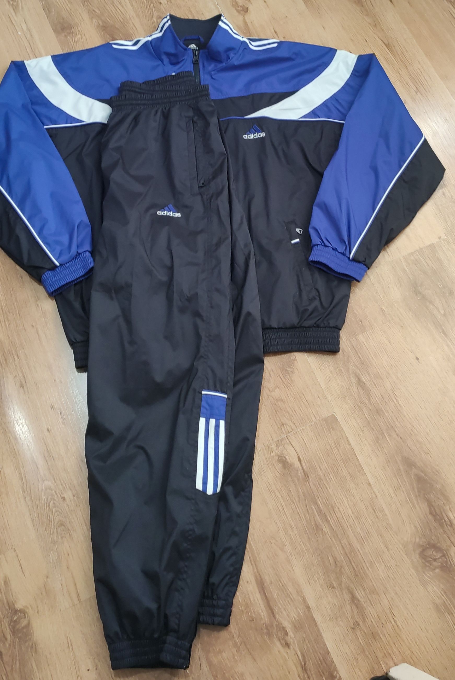 Adidas × Vintage Men's vintage Y2K 2002 Adidas tracksuit never worn size XXL Size US XXL / EU 58 / 5 - 2 Thumbnail