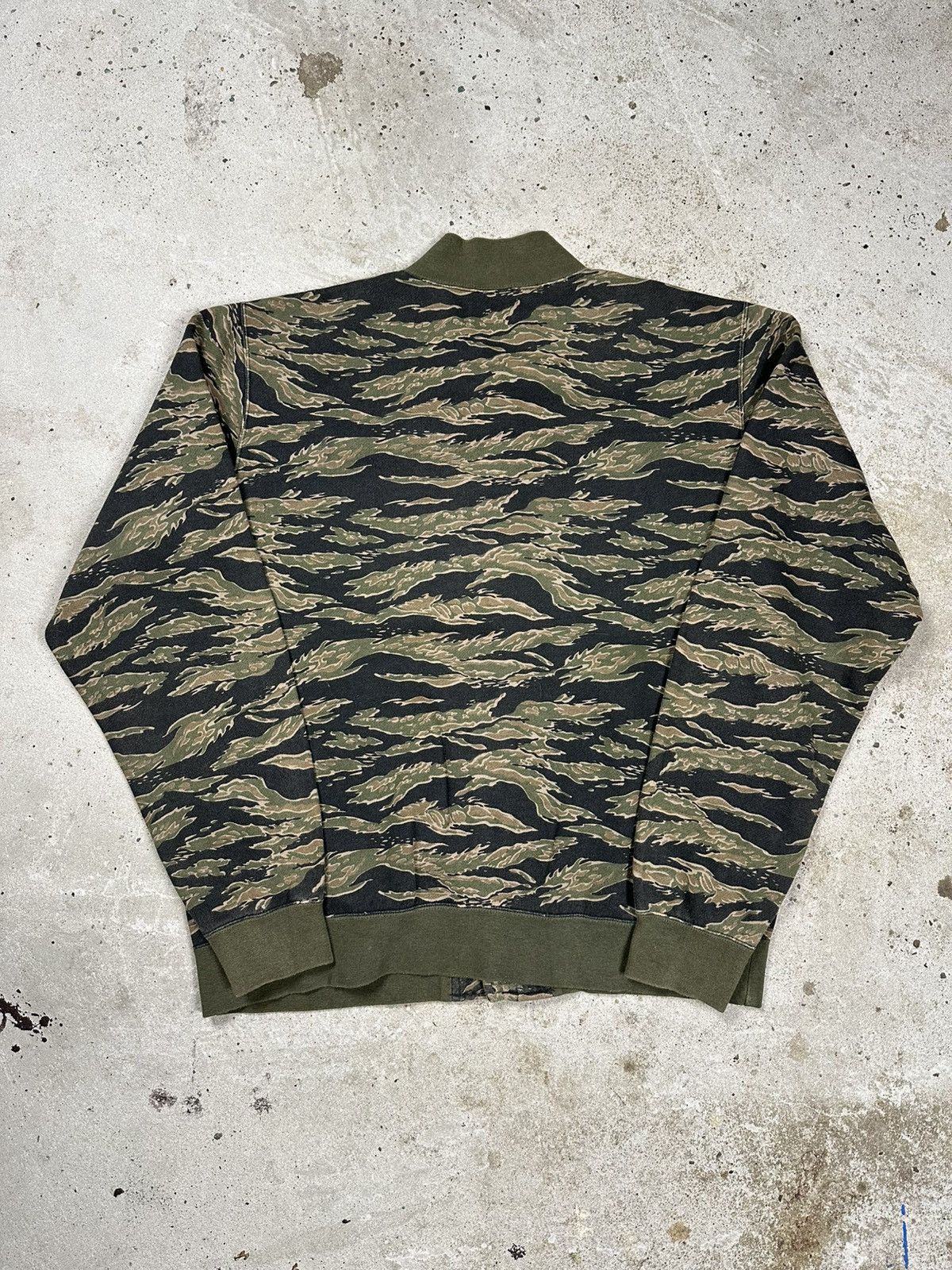 Obey × Vintage Obey Camo Realtree Varsity Style Sweatshirt Button Up Size US L / EU 52-54 / 3 - 2 Thumbnail