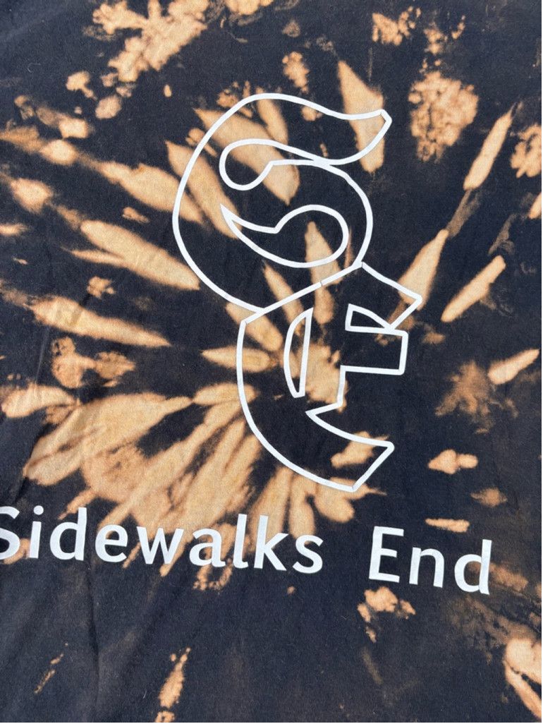 Gildan Men's Gildan T-shirt Size M Black and Orange Tie Dye Size US M / EU 48-50 / 2 - 11 Thumbnail