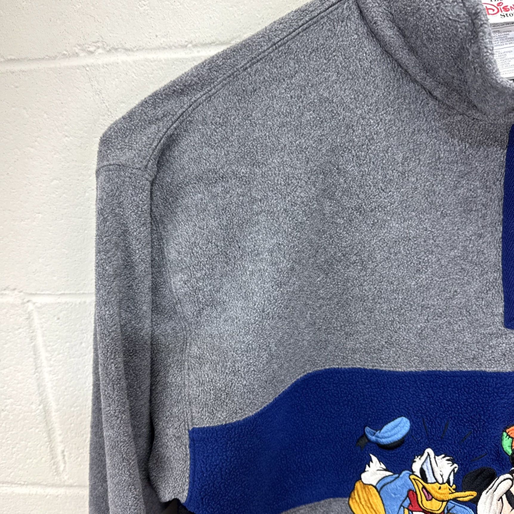 Disney VINTAGE Disney Store Mickey Goofy Donald Pluto Gray Fleece 1/4 Zip Pullover L Size US L / EU 52-54 / 3 - 7 Thumbnail