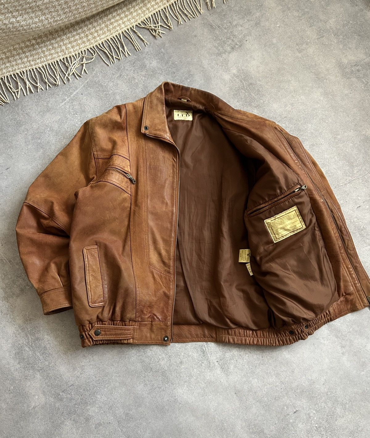 Genuine Leather Vintage LLD Cowboys True Leather jacket mens rare Size US M / EU 48-50 / 2 - 2 Thumbnail