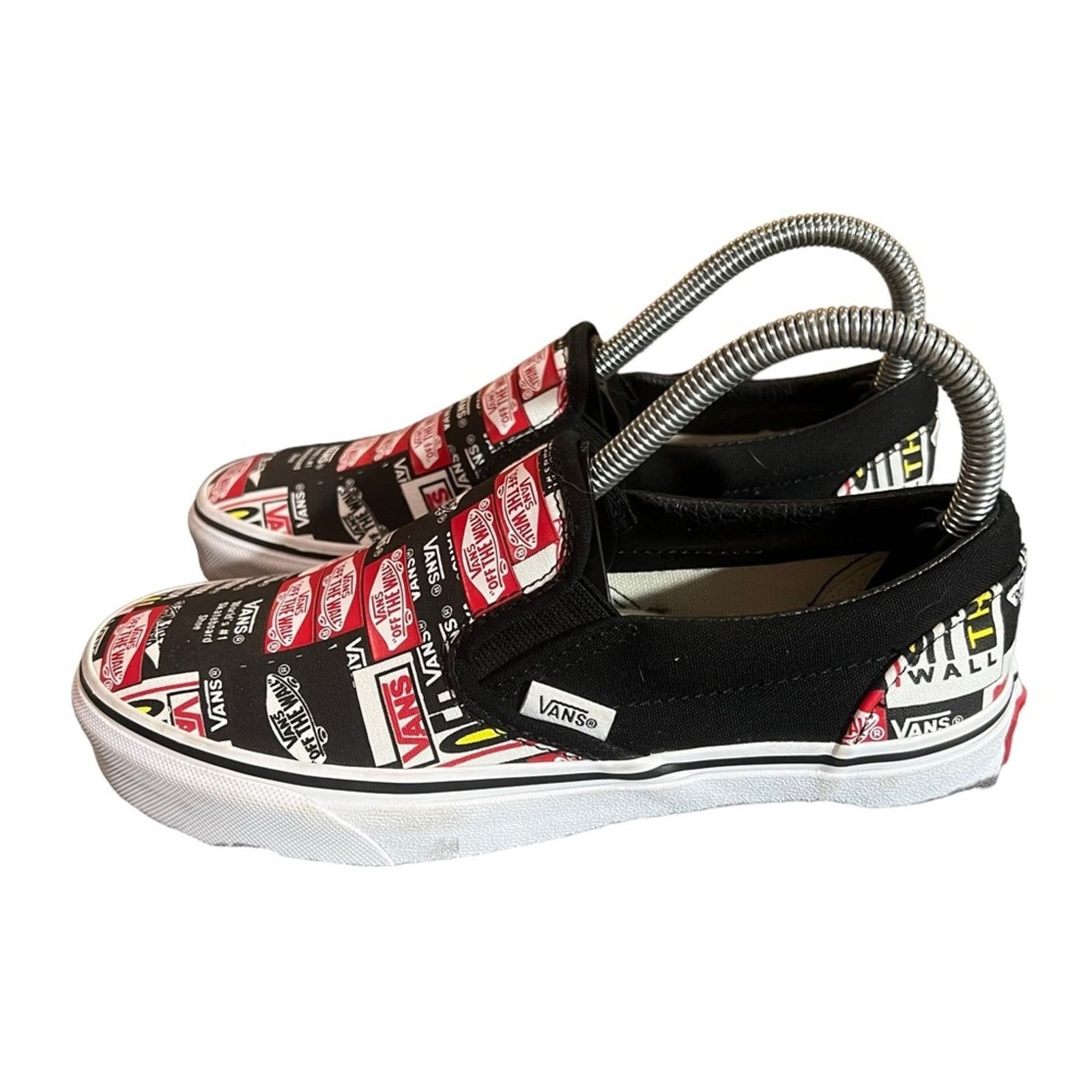 Vans Vans Classic Slip-On Sneakers Black True White Logo Print Size US 6.5 / IT 36.5 - 4 Thumbnail