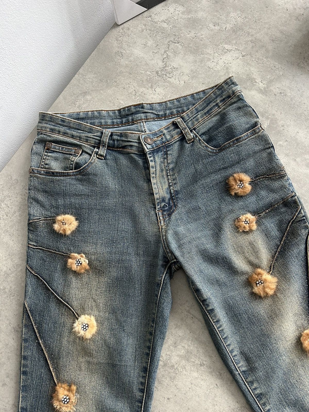 Vintage Vintage Washed Fur Low Rise Jeans Y2K Size 26" / US 2 / IT 38 - 6 Thumbnail