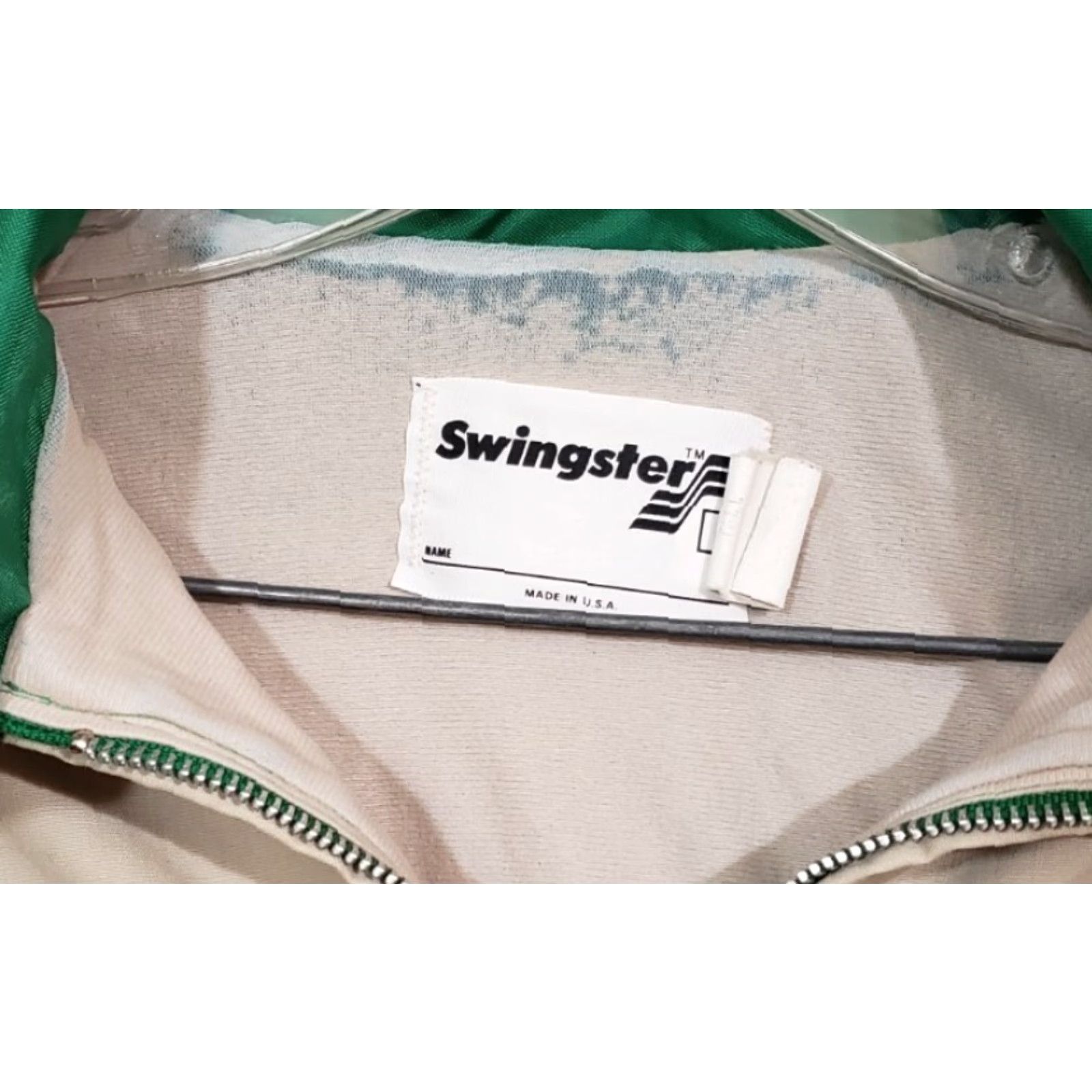 Vintage VINTAGE Swingster Pioneer Seed Full Zip Satin Jacket Men L Green USA Swingster Pioneer Seed Full Zip Satin Jacket Mens Large Green USA Jacket Size US L / EU 52-54 / 3 - 3 Thumbnail