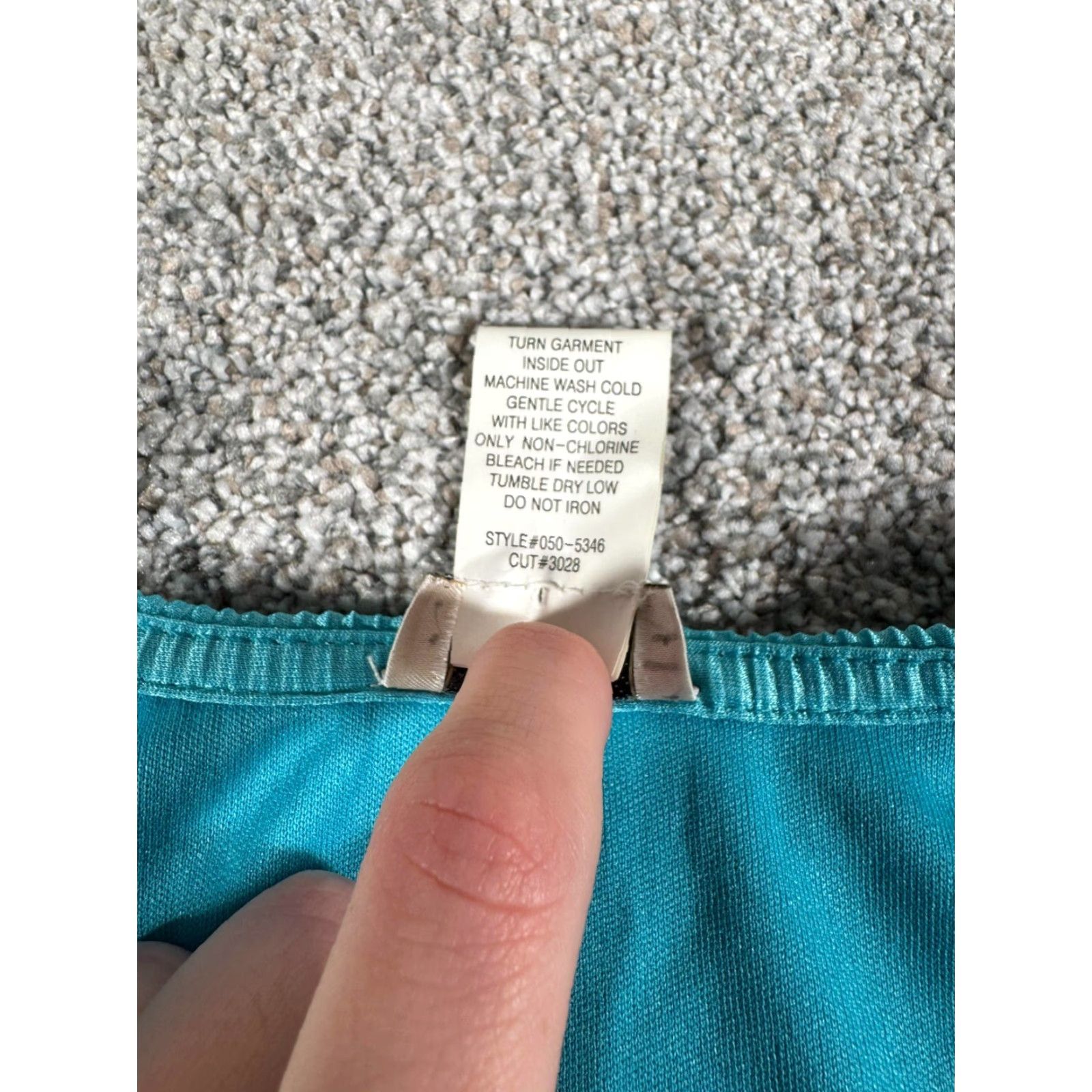 AQUA CDW Tank Women M Blue Tiered Medium Textured Pleated Satin Retro Aqua Blue Party Casual 90s Size M / US 6-8 / IT 42-44 - 4 Thumbnail