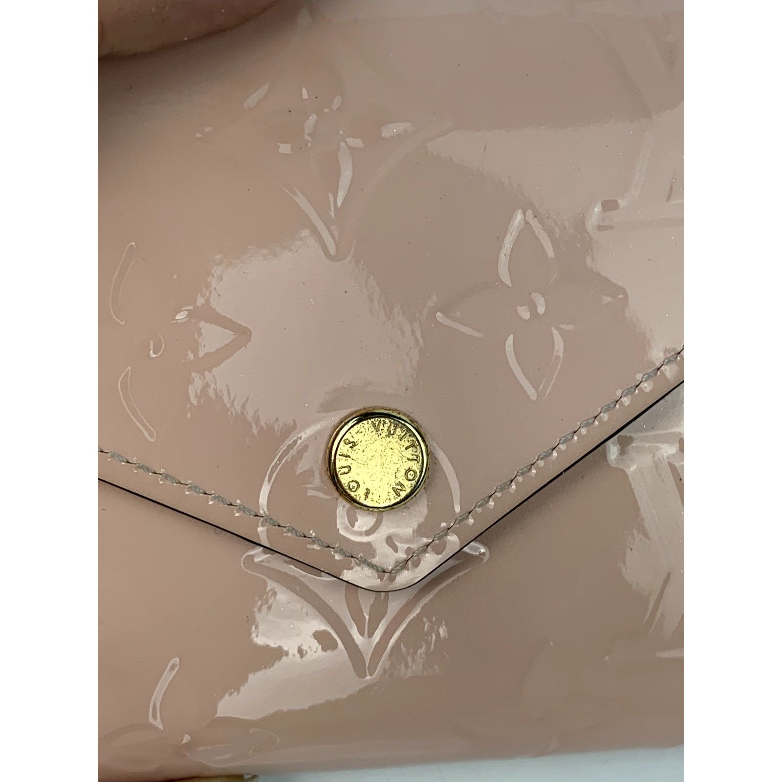 Louis Vuitton Louis Vuitton Rose Ballarine Victorine Vernis Wallet Size ONE SIZE - 9 Thumbnail