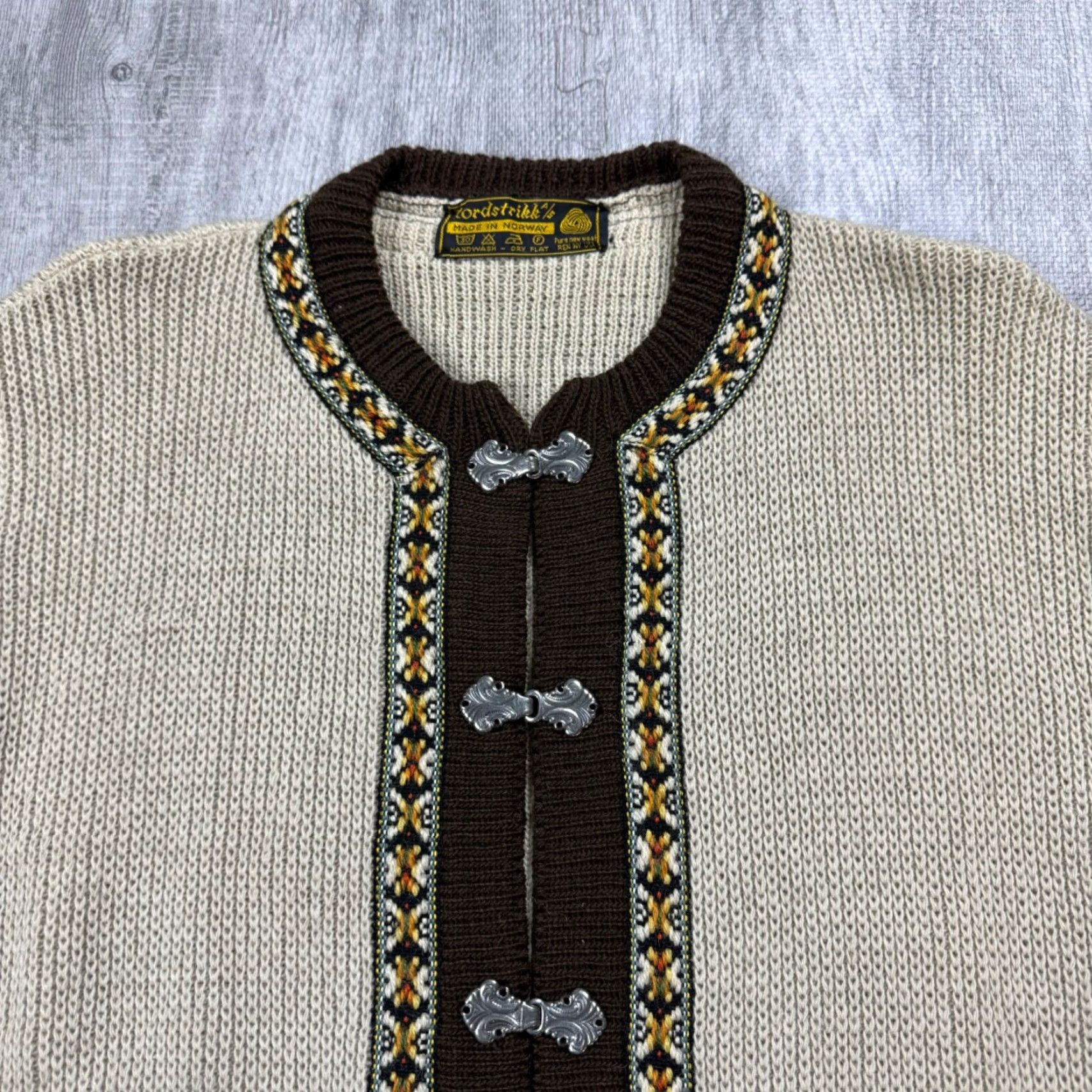 Vintage VINTAGE Nordstrikk NORWEGIAN SWEATER Cardigan Mens L Brown Wool Crew Neck Knits Buckle Hooks Fair Isle Wool Knit Style Outdoor 90s? Size US L / EU 52-54 / 3 - 2 Thumbnail