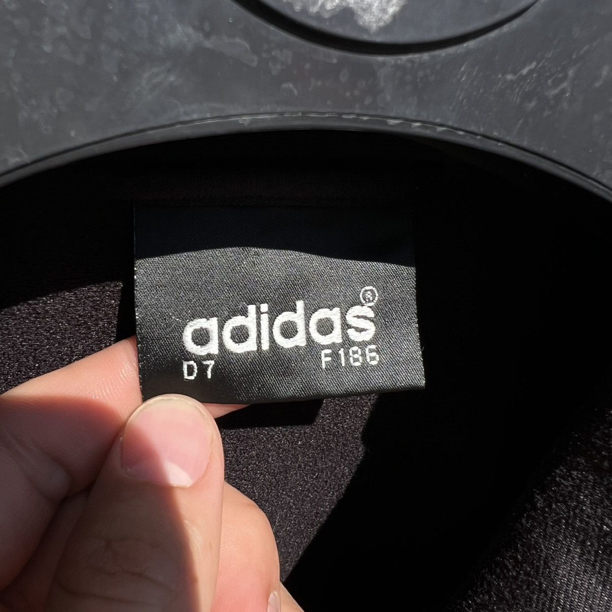 Adidas ADIDAS ORIGINAL MEN VINTAGE 90'S rare TRACK JACKET Size US L / EU 52-54 / 3 - 3 Thumbnail