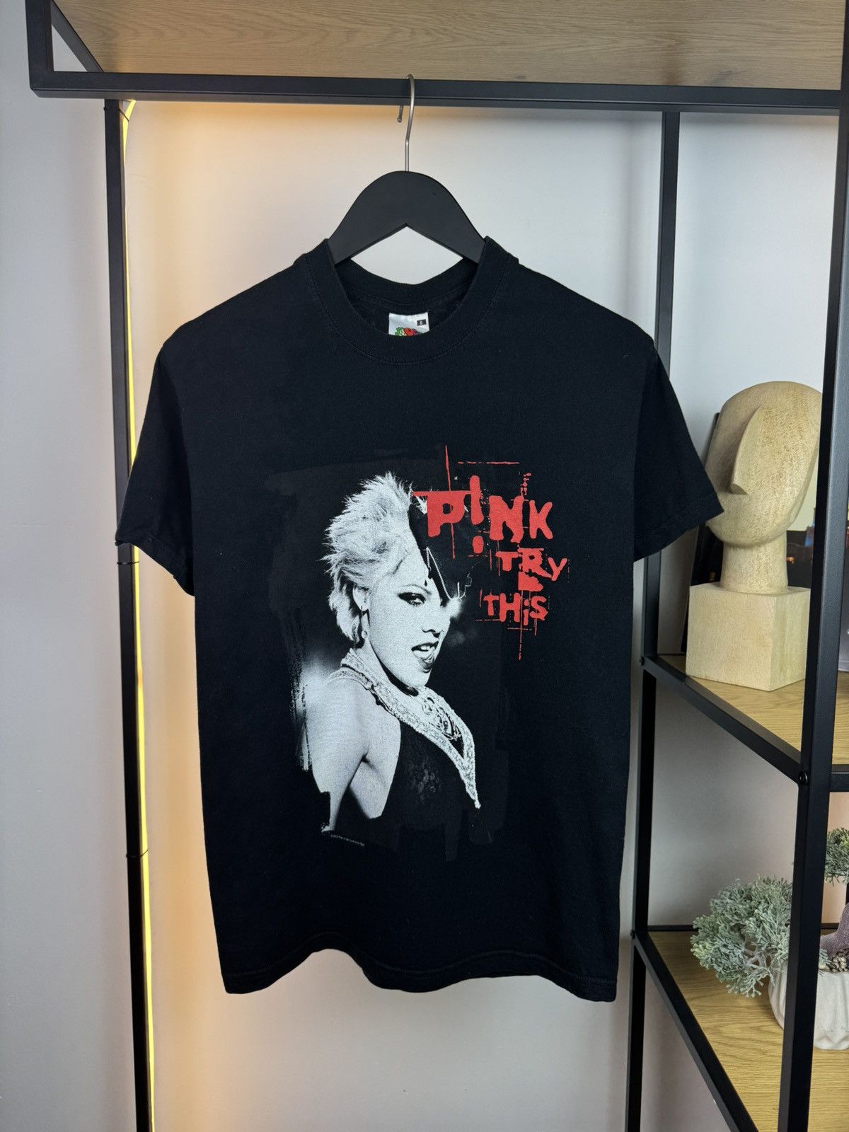 Band Tees × Vintage Vintage PINK TRY THIS SINGER FADED rock tour tee band 00s Size US S / EU 44-46 / 1 - 1 Thumbnail