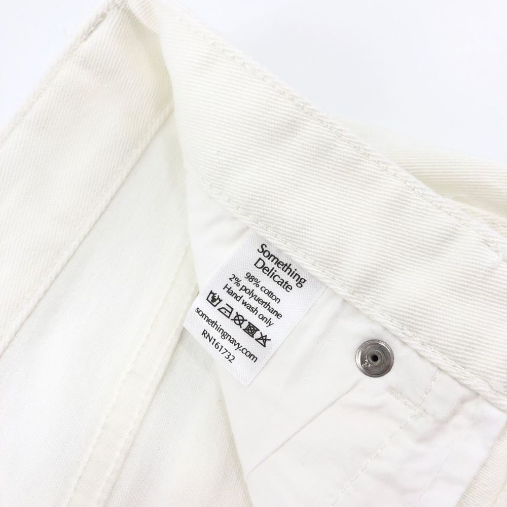 Other Something Navy Nina Denim Pants with Slit in White 6 Size 28" / US 6 / IT 42 - 11 Thumbnail