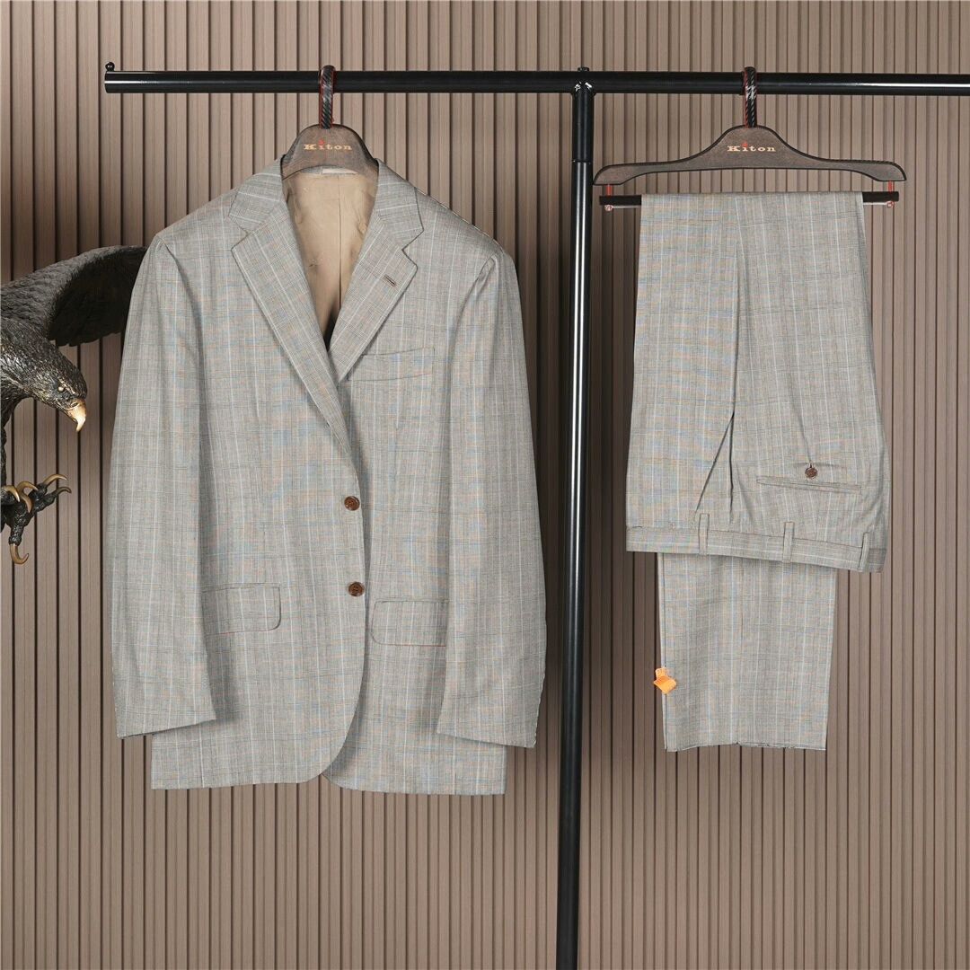Kiton Kiton Cashmere Suit Jacket for Sale Size US M / EU 48-50 / 2 - 1 Thumbnail