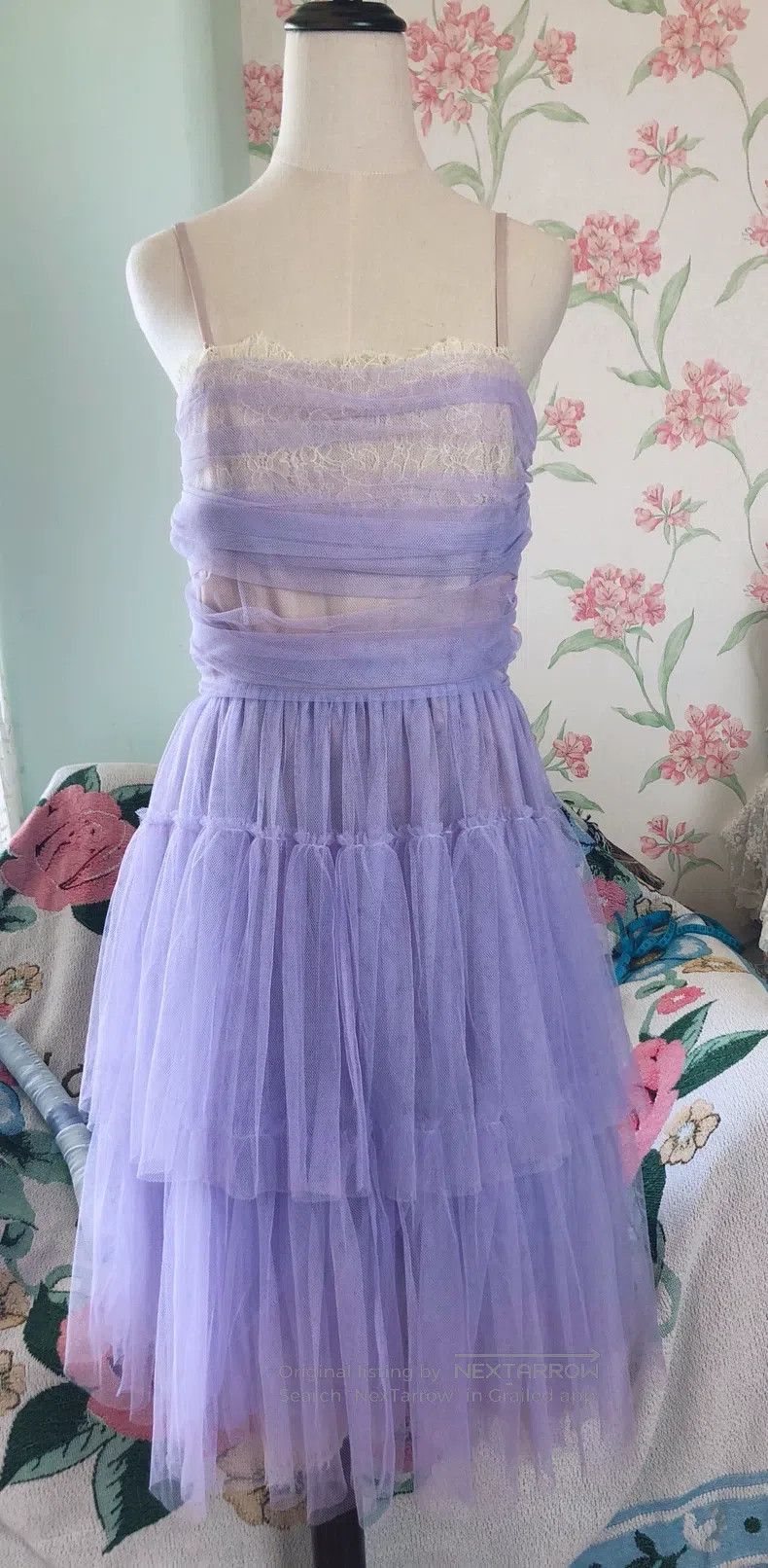Valentino Valentino Lavender lace princess dress Size M / US 6-8 / IT 42-44 - 2 Thumbnail