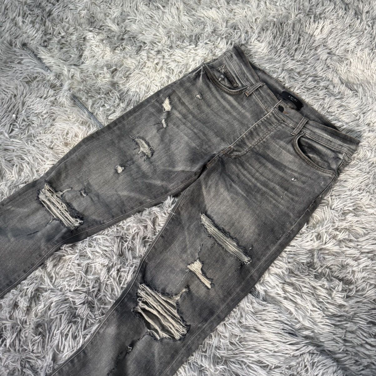 Amiri Amiri Storm Grey Distressed Skinny Jeans Size US 32 / EU 48 - 3 Thumbnail