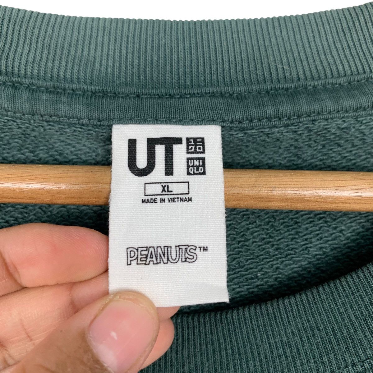 Peanuts PEANUTS SNOOPY Woodstock Green Sweatshirt #2631-C118 Size US XL / EU 56 / 4 - 11 Thumbnail