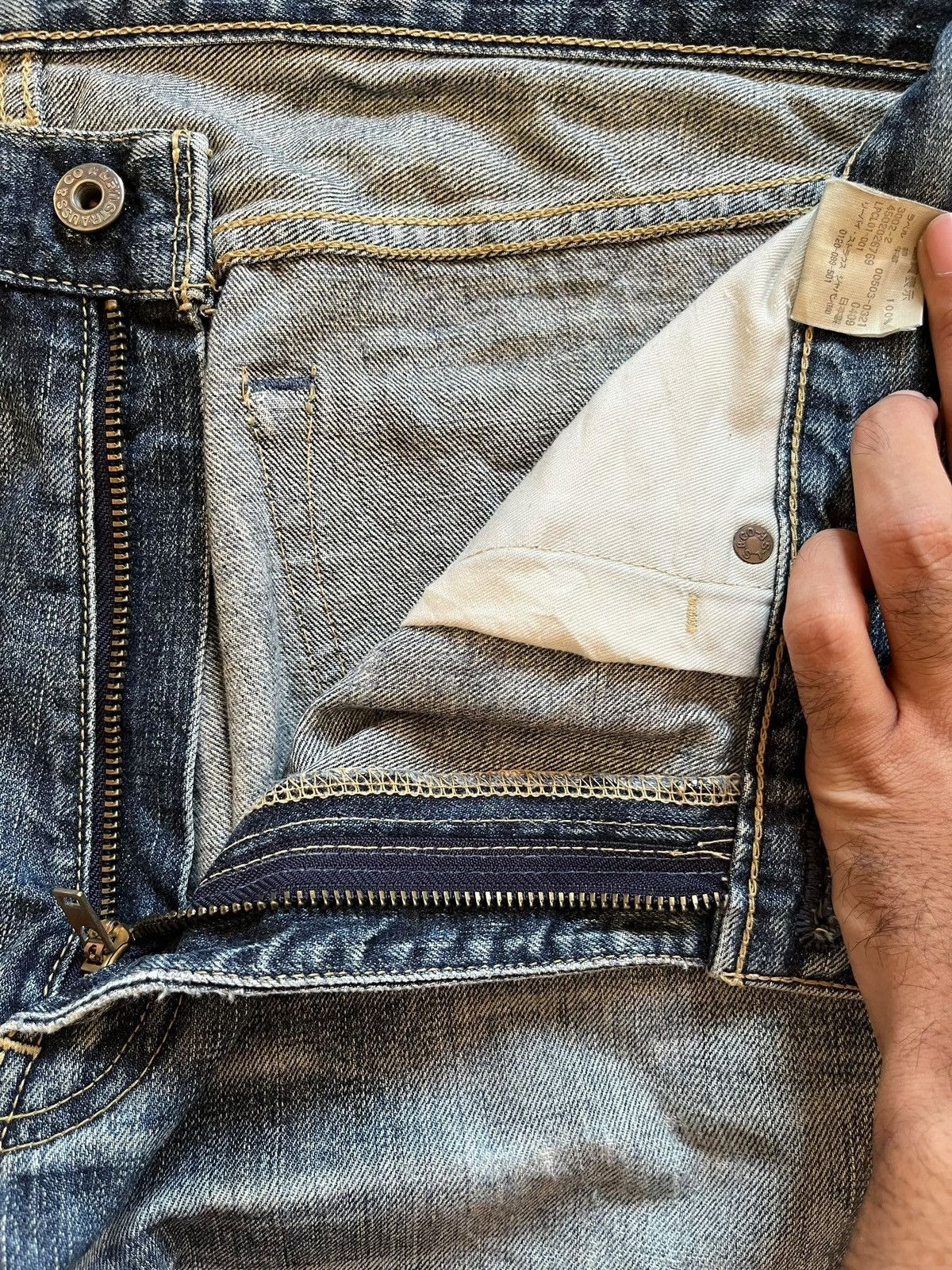 Levi's Vintage 90s Levis 503 Bartacks Blue Wash Ripped Baggy Jeans Size US 36 / EU 52 - 10 Thumbnail